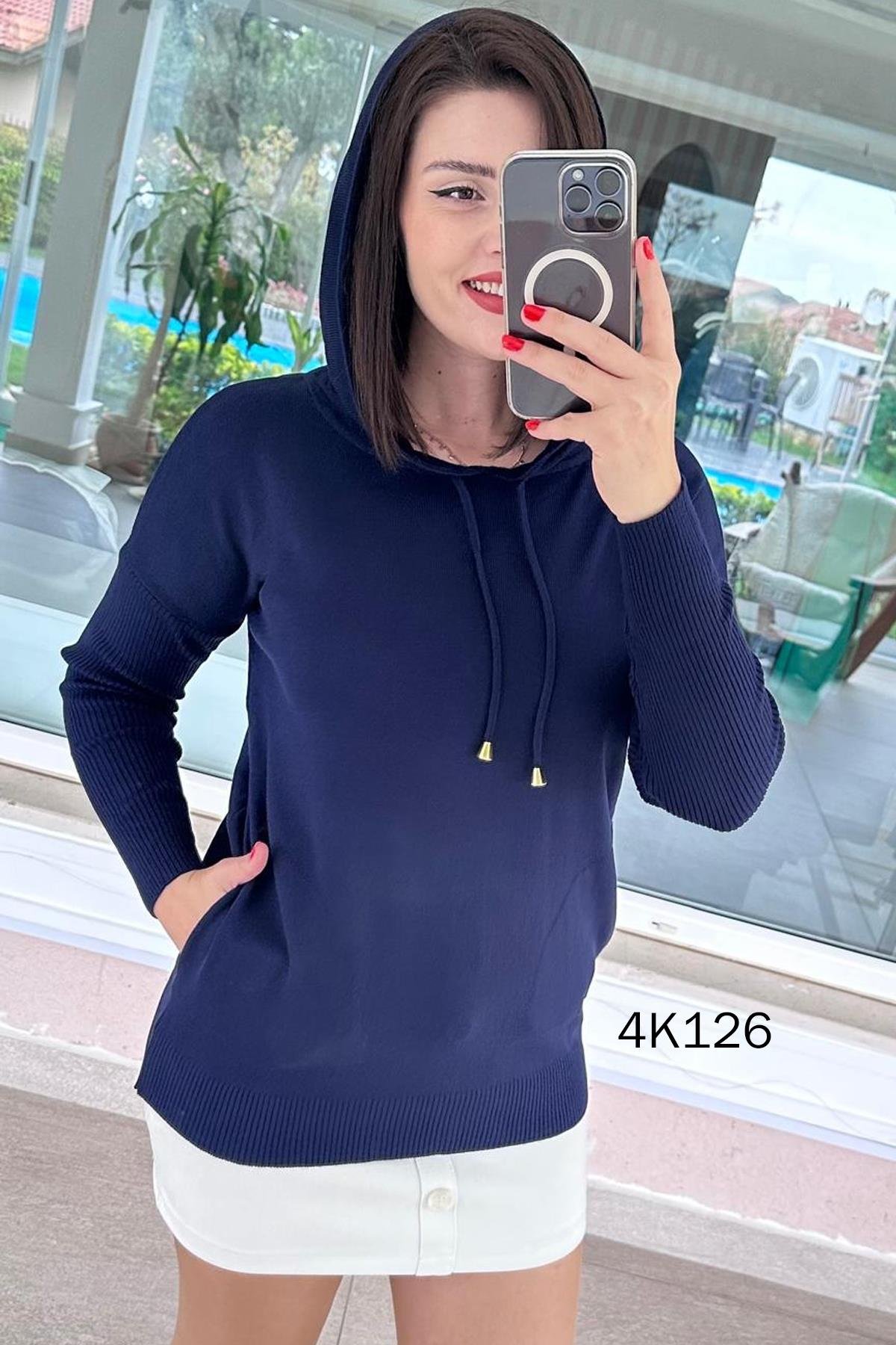 Kapşonlu Triko Bluz
