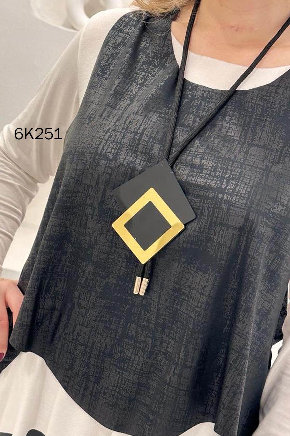 Kolye Hediyeli Yelekli Bluz