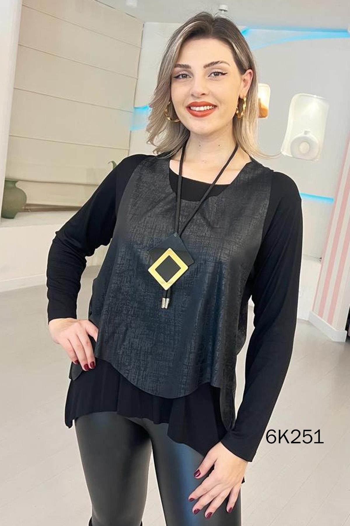 Kolye Hediyeli Yelekli Bluz