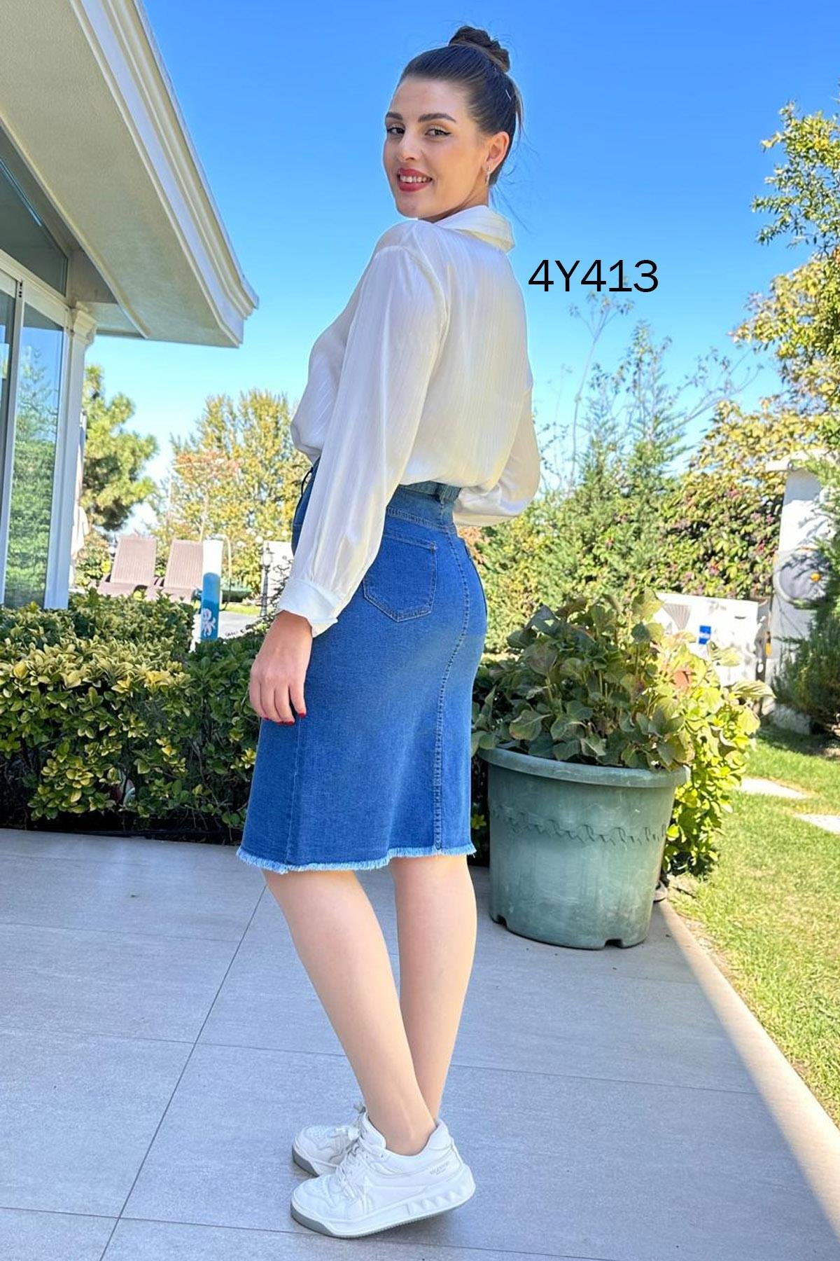 Likralı Diz Boy Kırık Beyaz Kot Etek