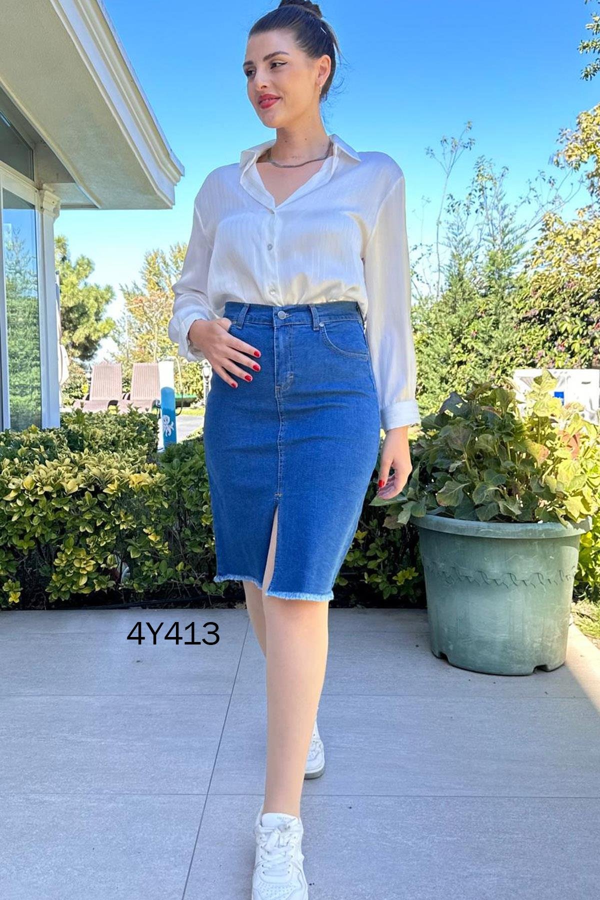 Likralı Diz Boy Kırık Beyaz Kot Etek