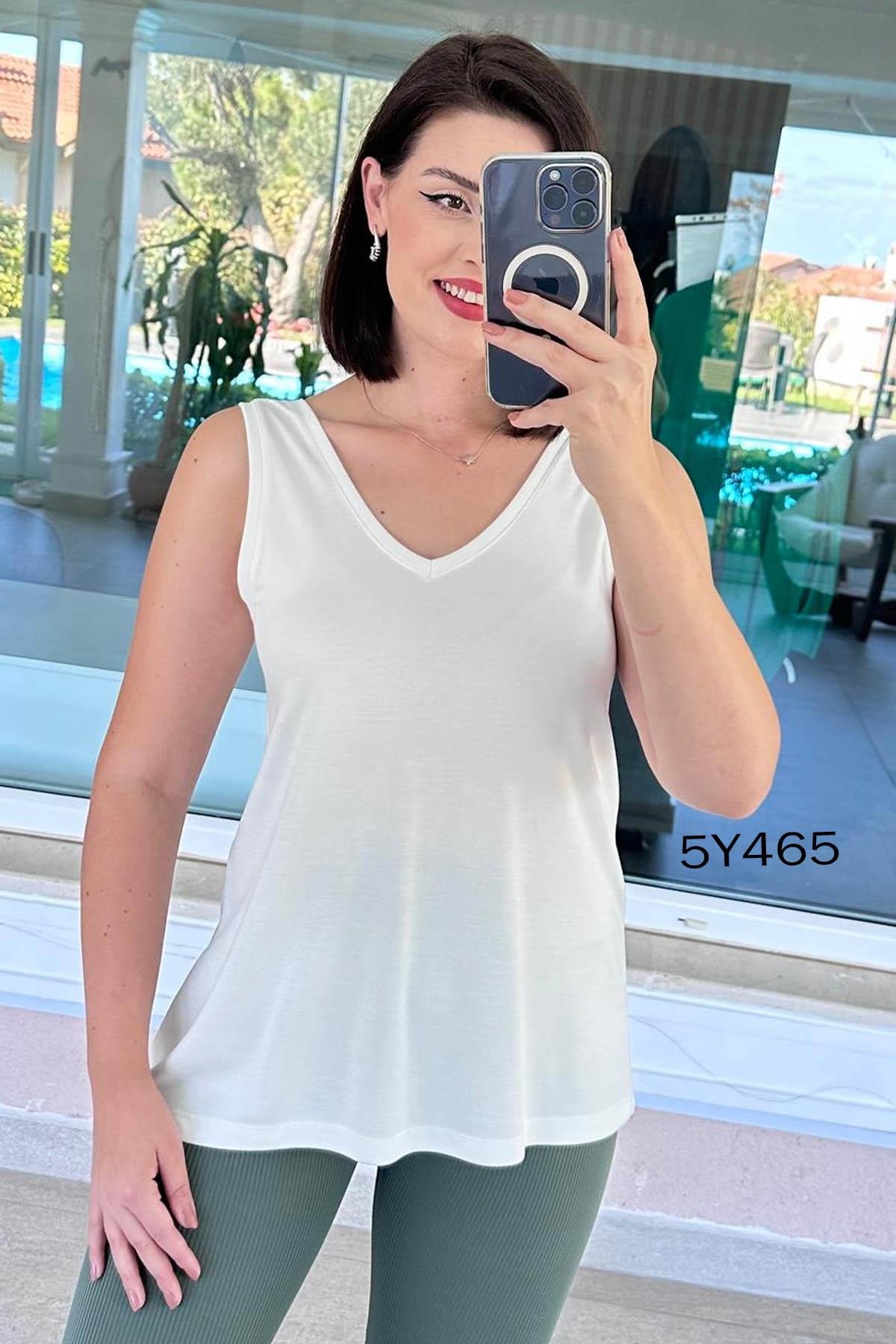 Ön Arka V Yaka Atlet