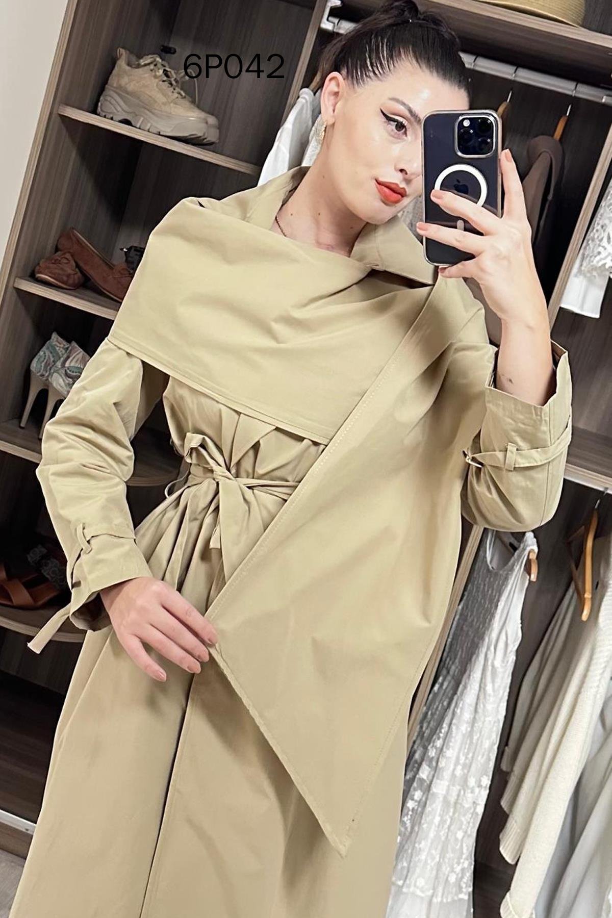 Prive Seri Şal Detay Trençkot