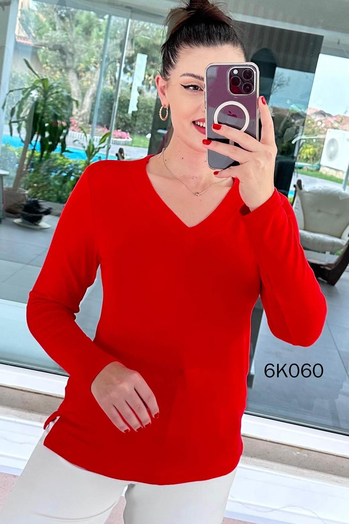 V Yaka Çilek Kumaş Bluz