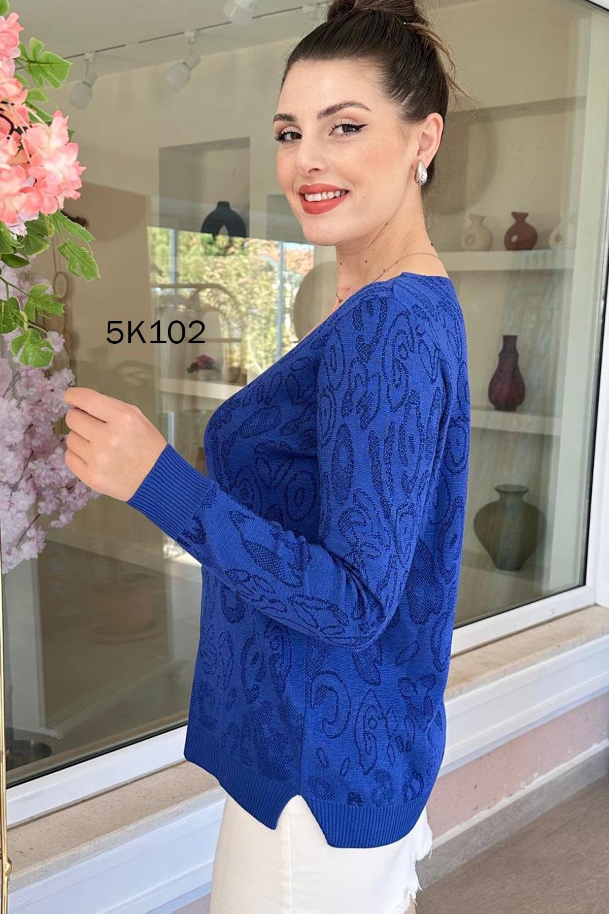 V Yaka Desenli Simli Triko Bluz