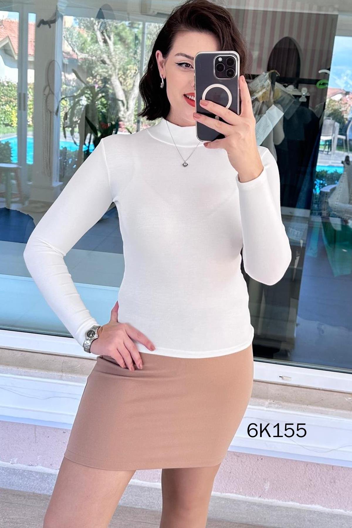 Yarım Balıkçı Yaka Likralı Body