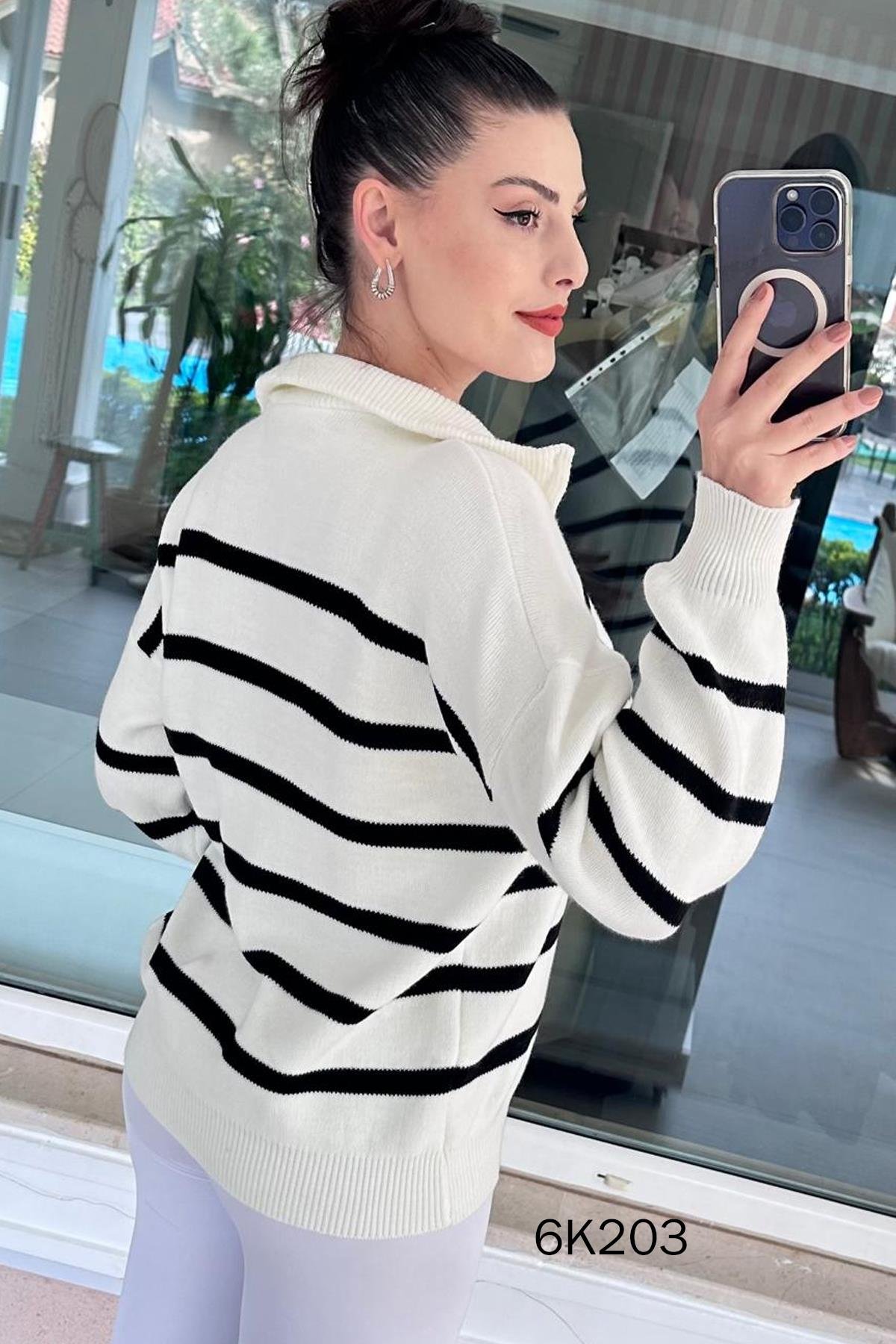 Yarım Fermuarlı Triko Bluz