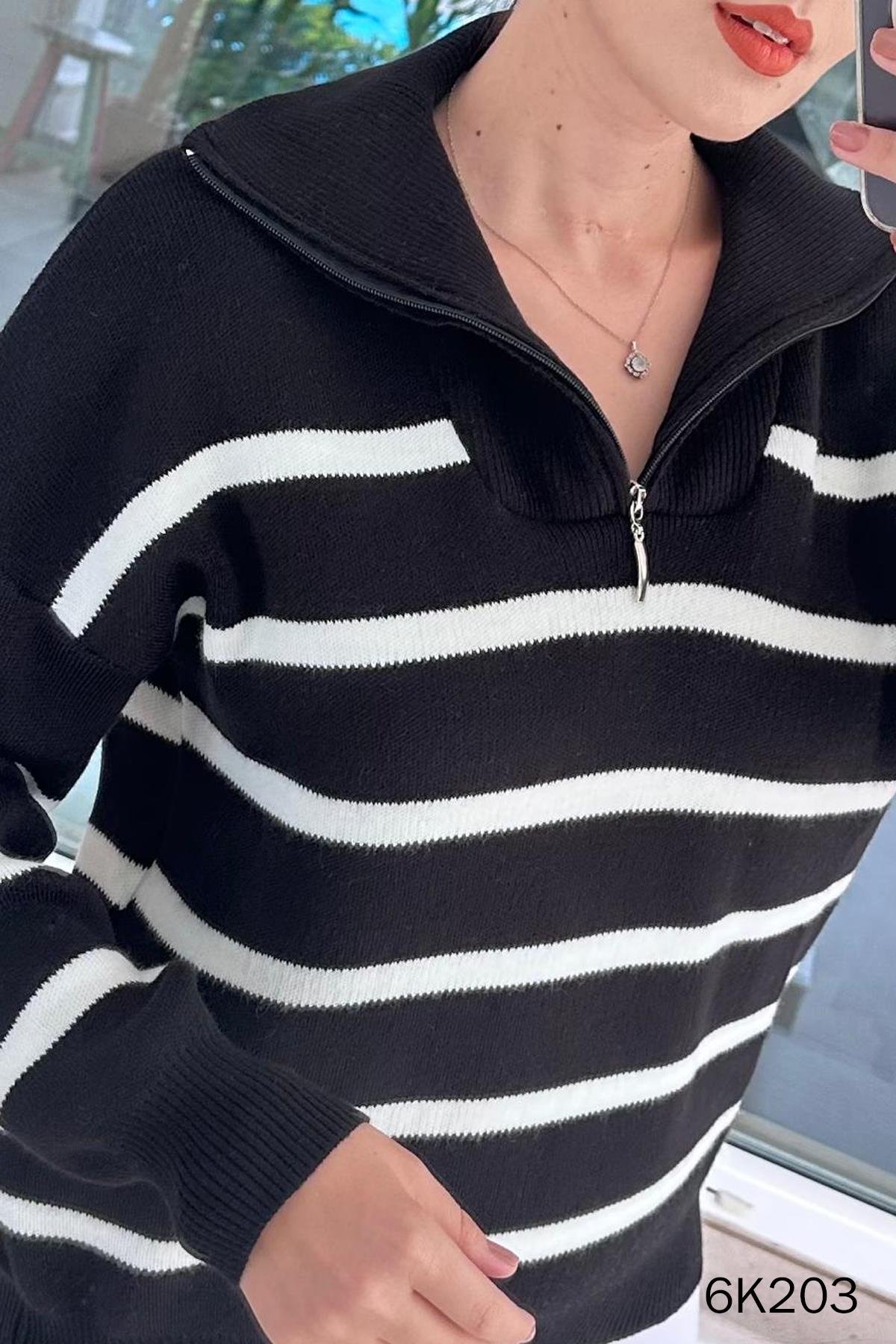 Yarım Fermuarlı Triko Bluz