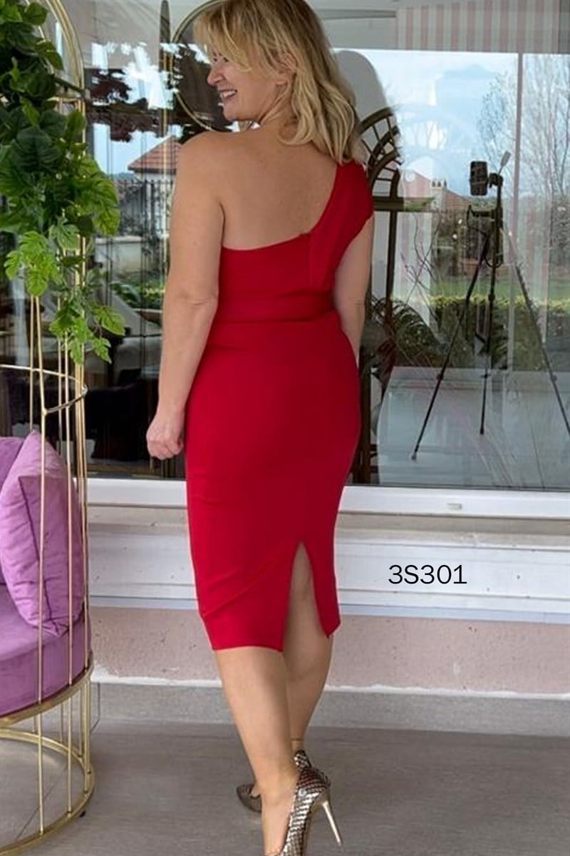 Zincir Detay Tek Omuz Toparlayıcı Elbise