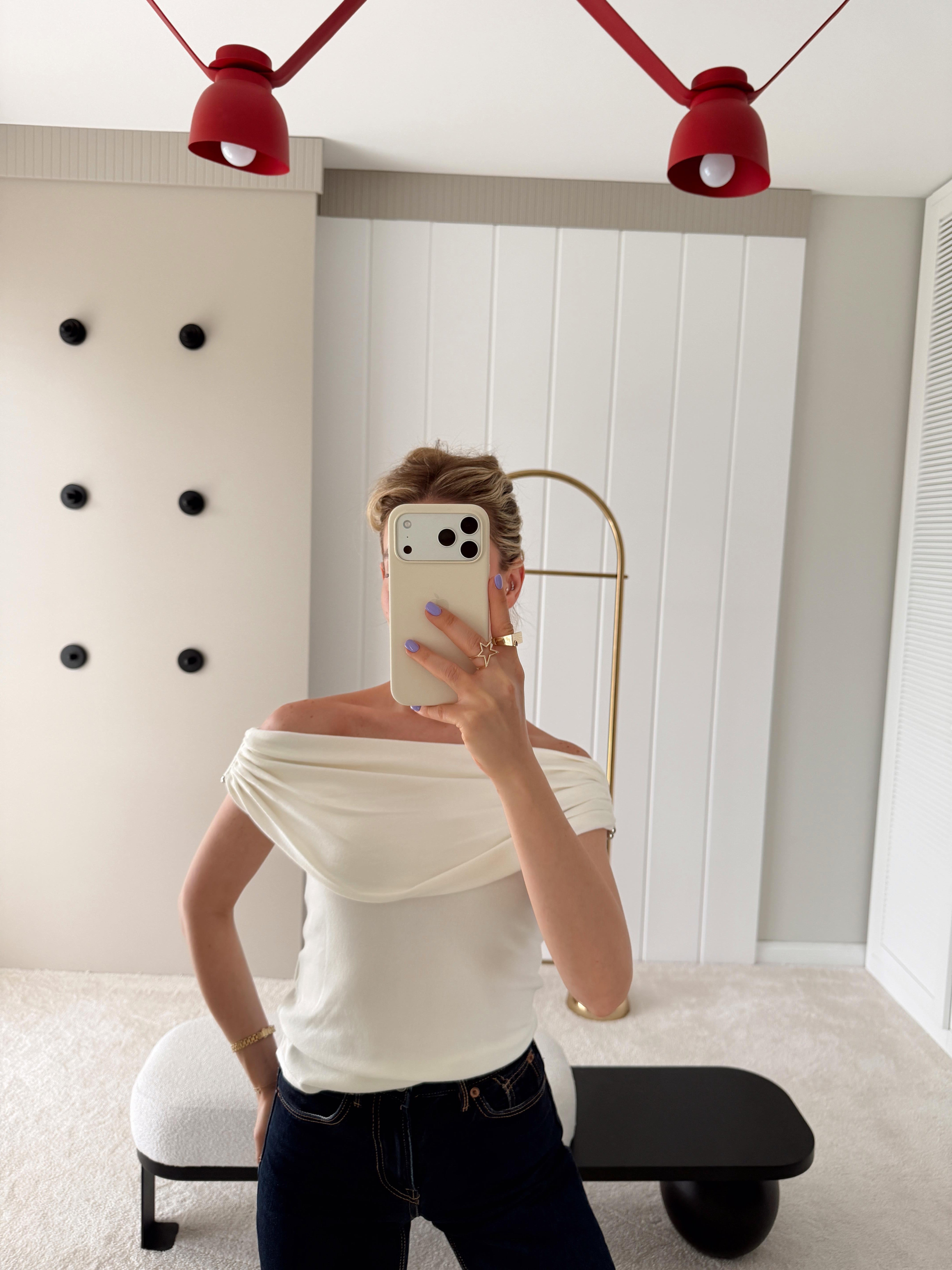 Bardot Yaka Metal Detaylı Triko Bluz Ekru