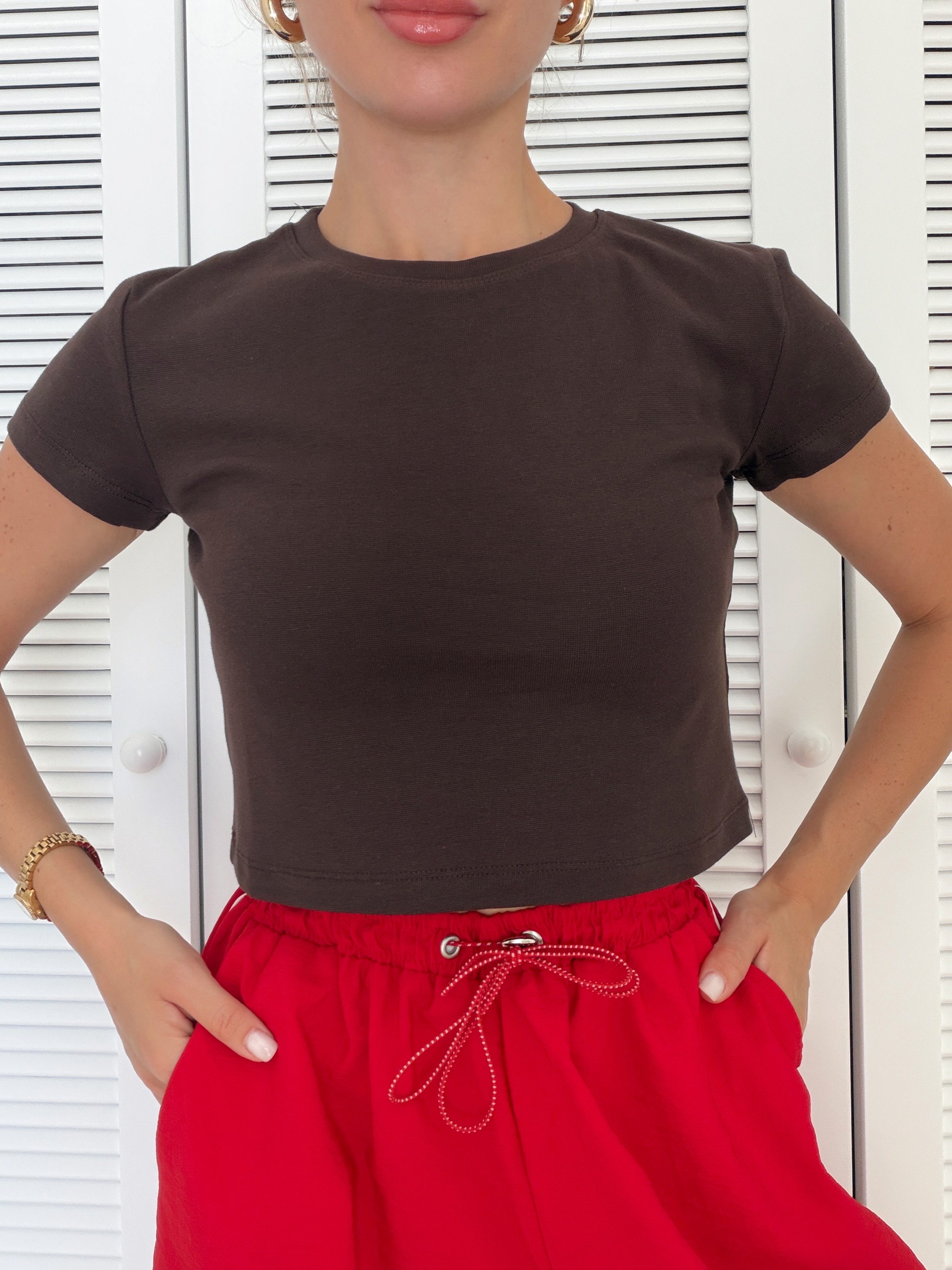 Basic Pamuklu Crop T-shirt Ekru / Kahve / Kırmızı / Siyah