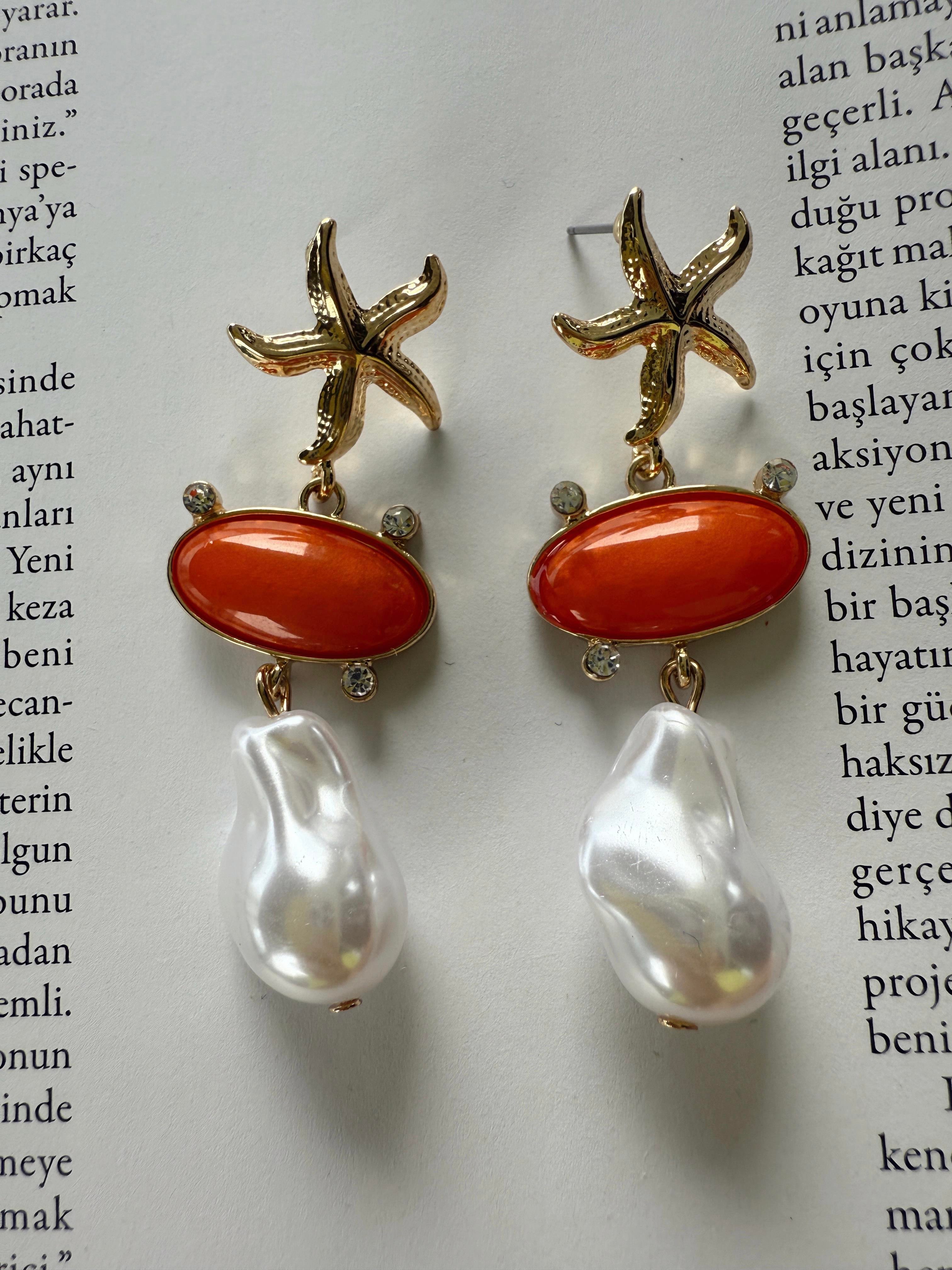 İnci Detaylı Sallantılı Küpe Turuncu