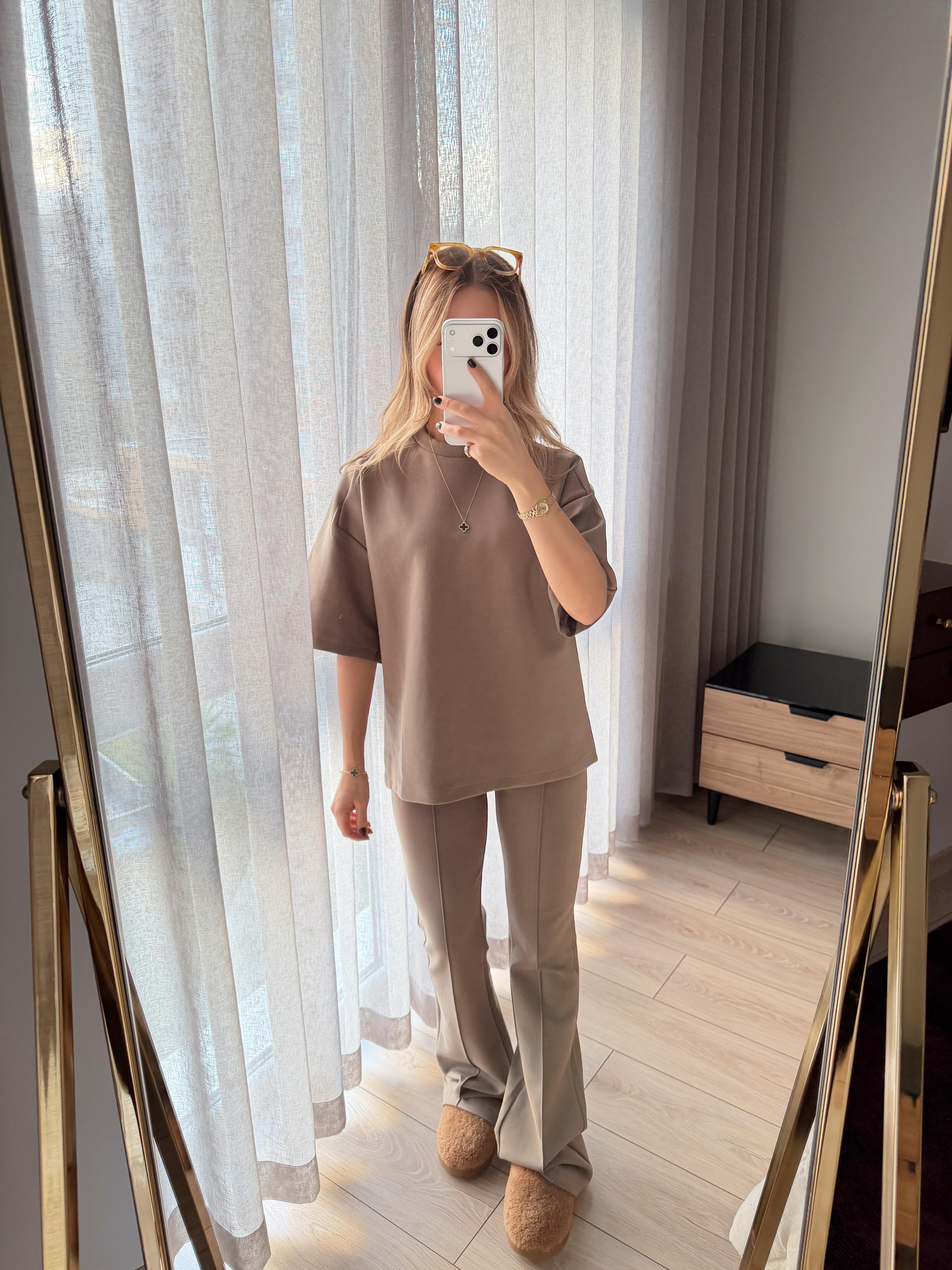 Kısa Kollu Oversize Tshirt ve Dikiş Detaylı İnterlok Modal Pantolon Haki