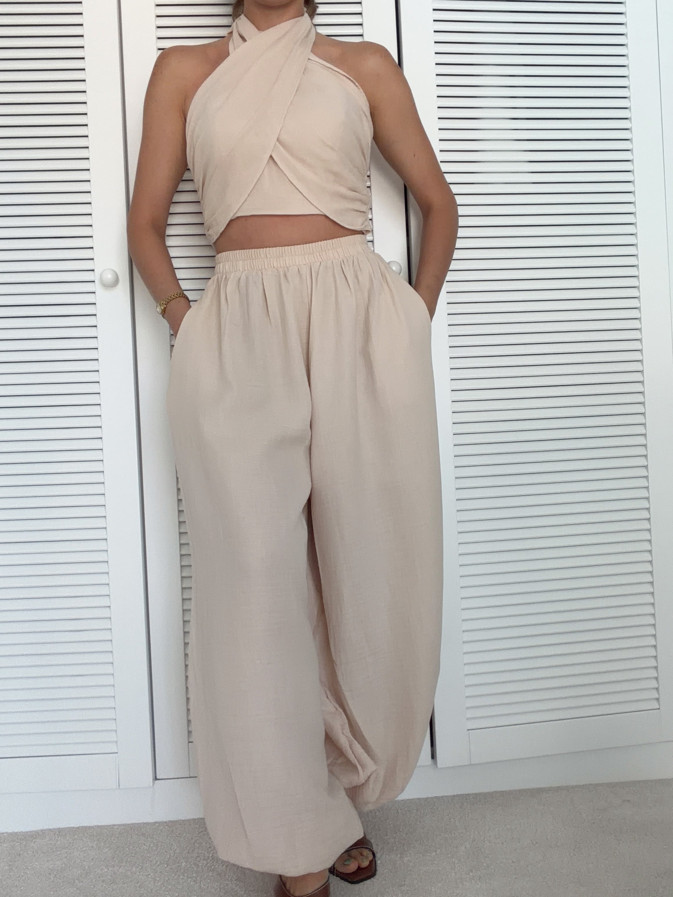 Müslin Kumaş Bağlamalı Bluz ve Pantolon Takım Krem