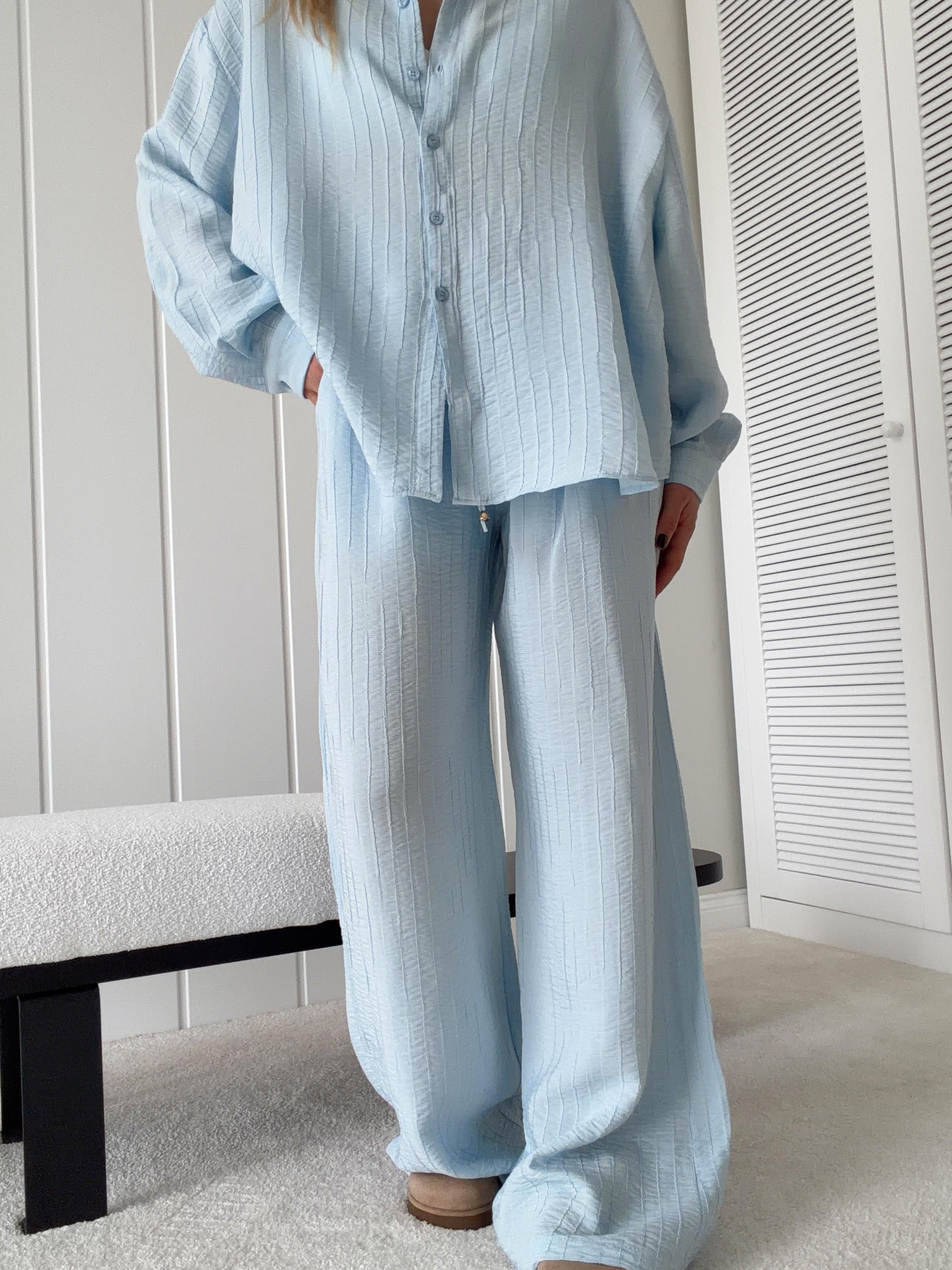 Oversize Gömlek ve Rahat Kalıp Astarlı Pantolon Takım Mavi