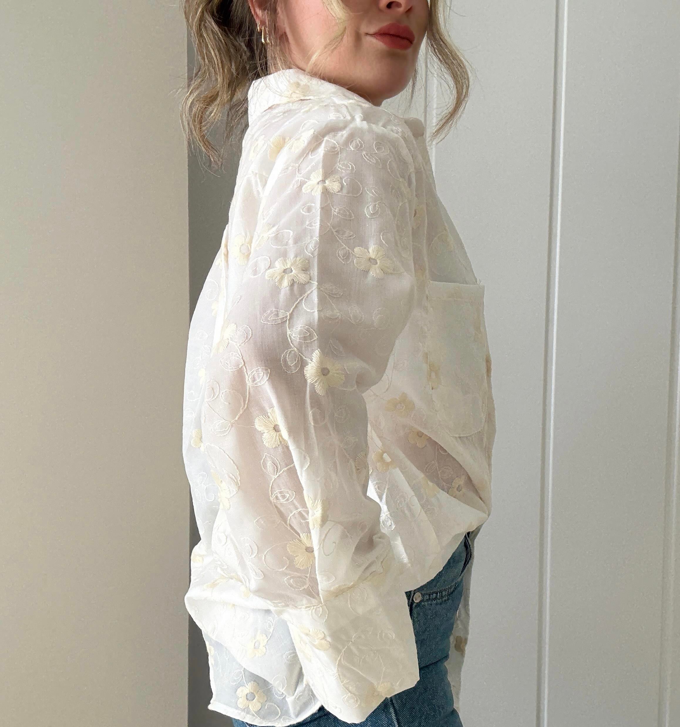 Papatya Nakış İşlemeli Oversize Gömlek Ekru