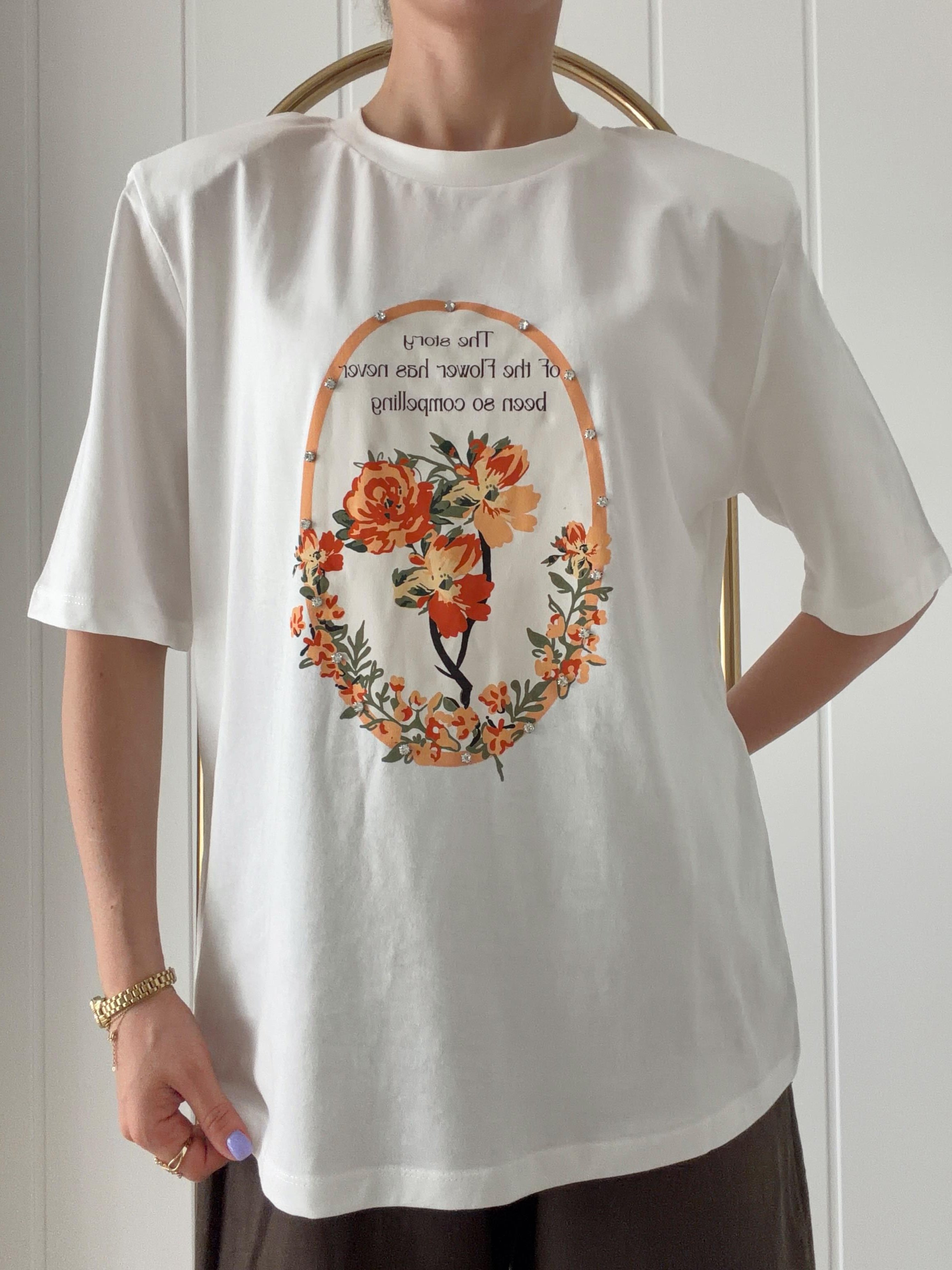 Taş Detaylı Vatkalı Tshirt Ekru