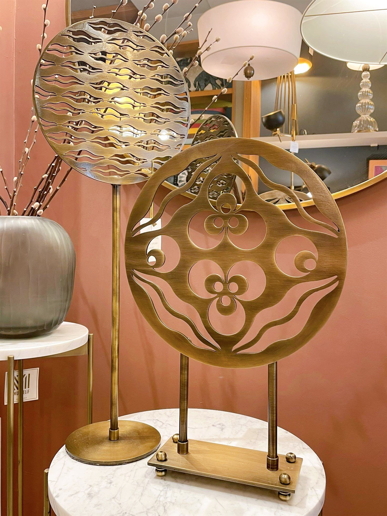 'Çintemani' Obje - Kısa