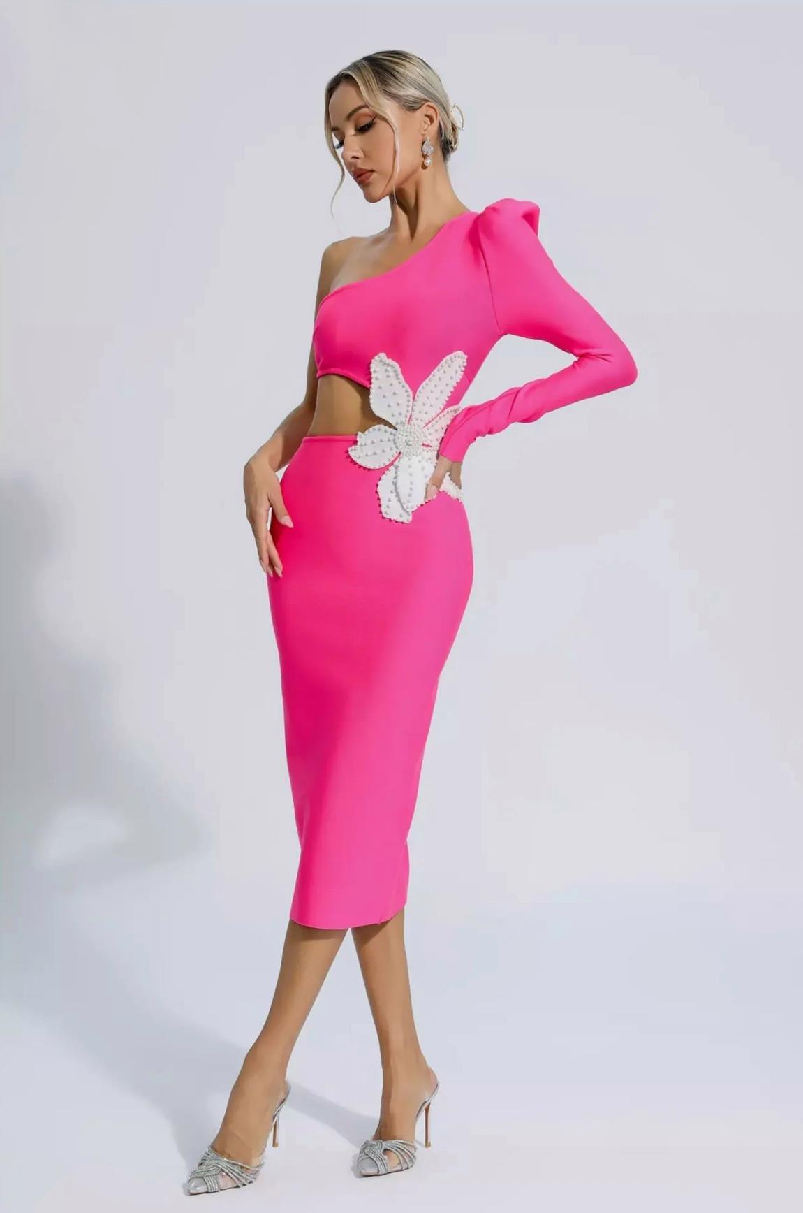 TASARIM BELİ ÇİÇEK DETAYLI PEMBE MİDİ ELBİSE