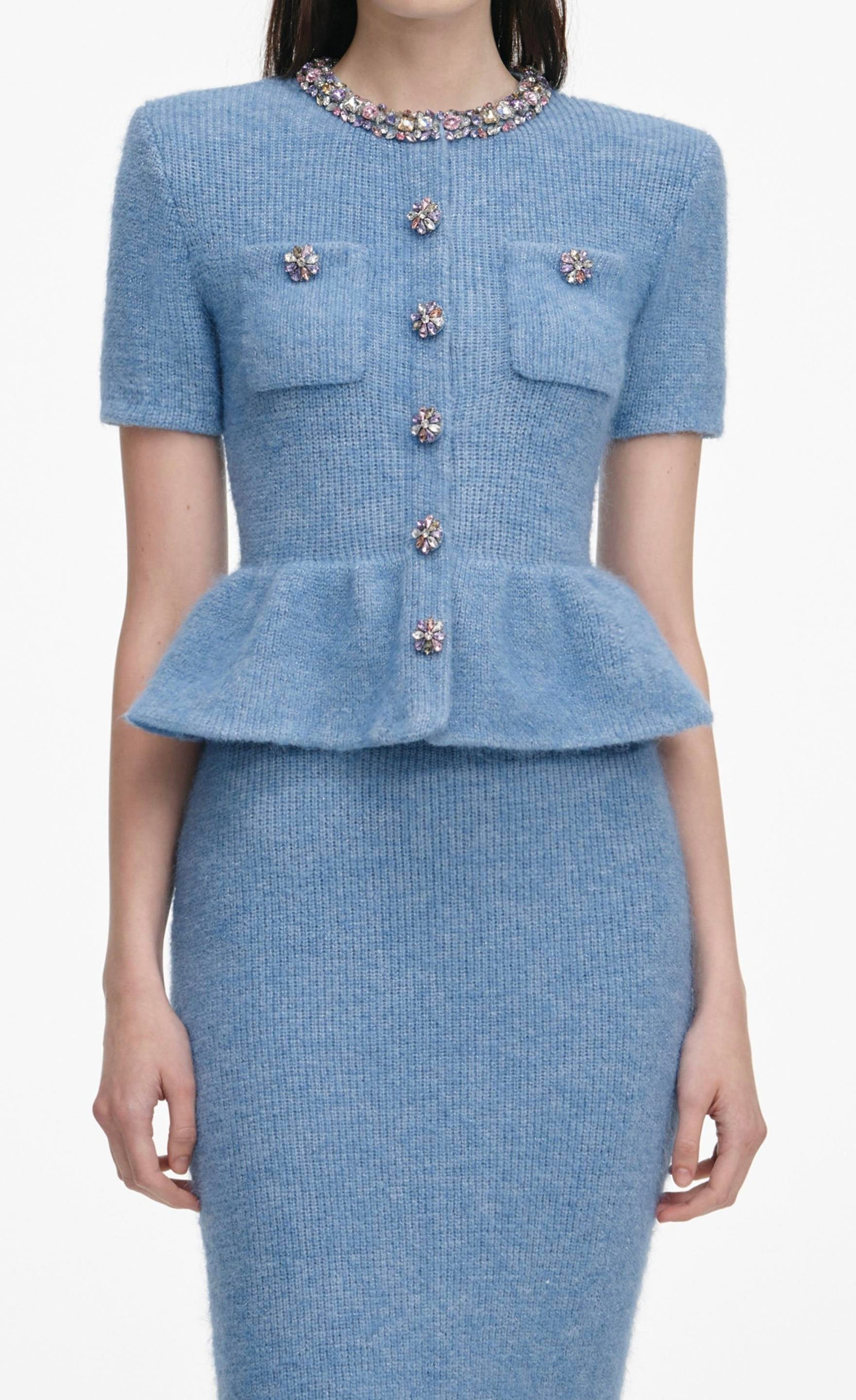 TASARIM KRİSTAL DÜĞMELİ PEPLUM DETAYLI MAVİ MİDİ ELBİSE