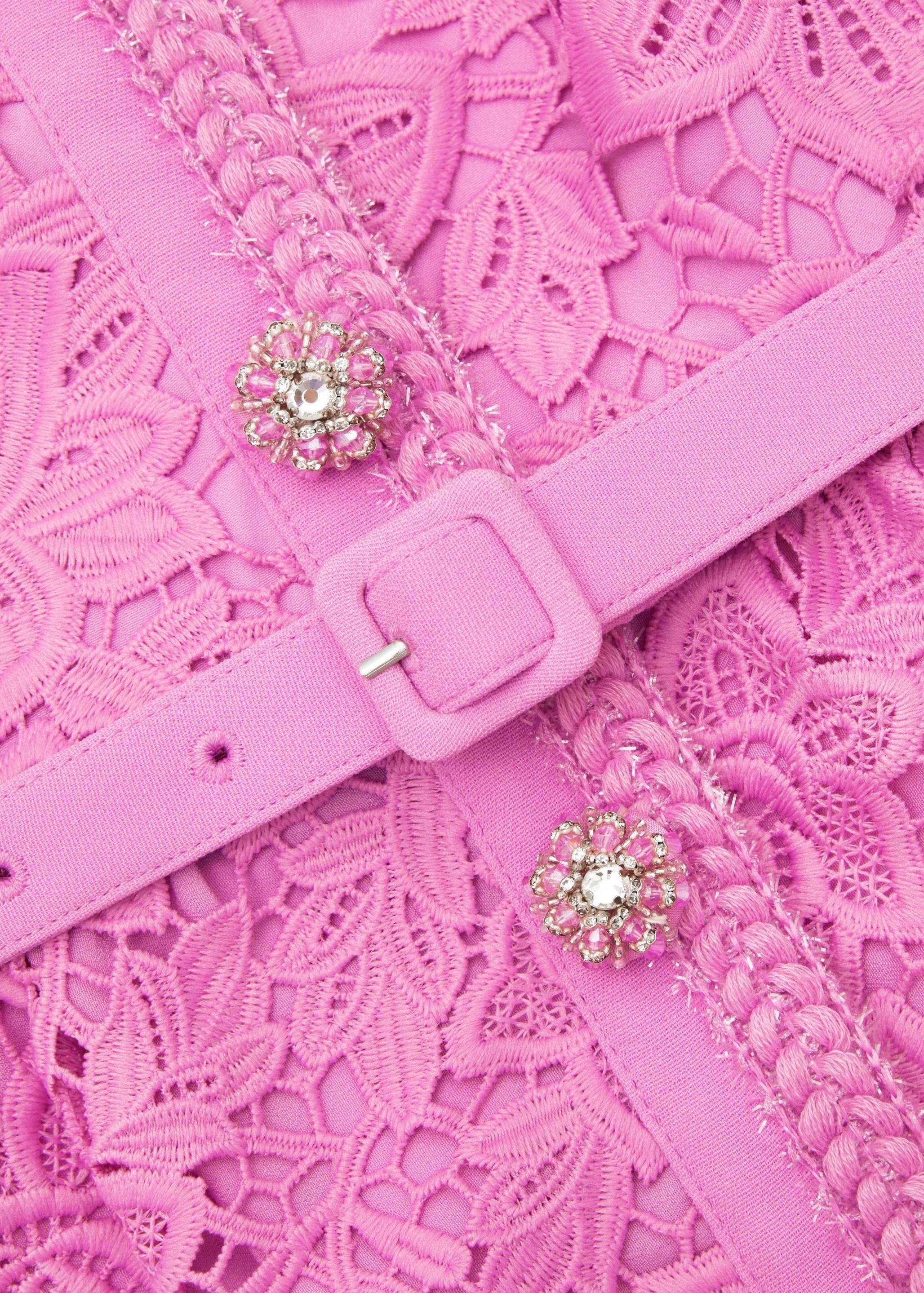 TASARIM PEMBE KEMERLİ MİDİ  DANTEL ELBİSE