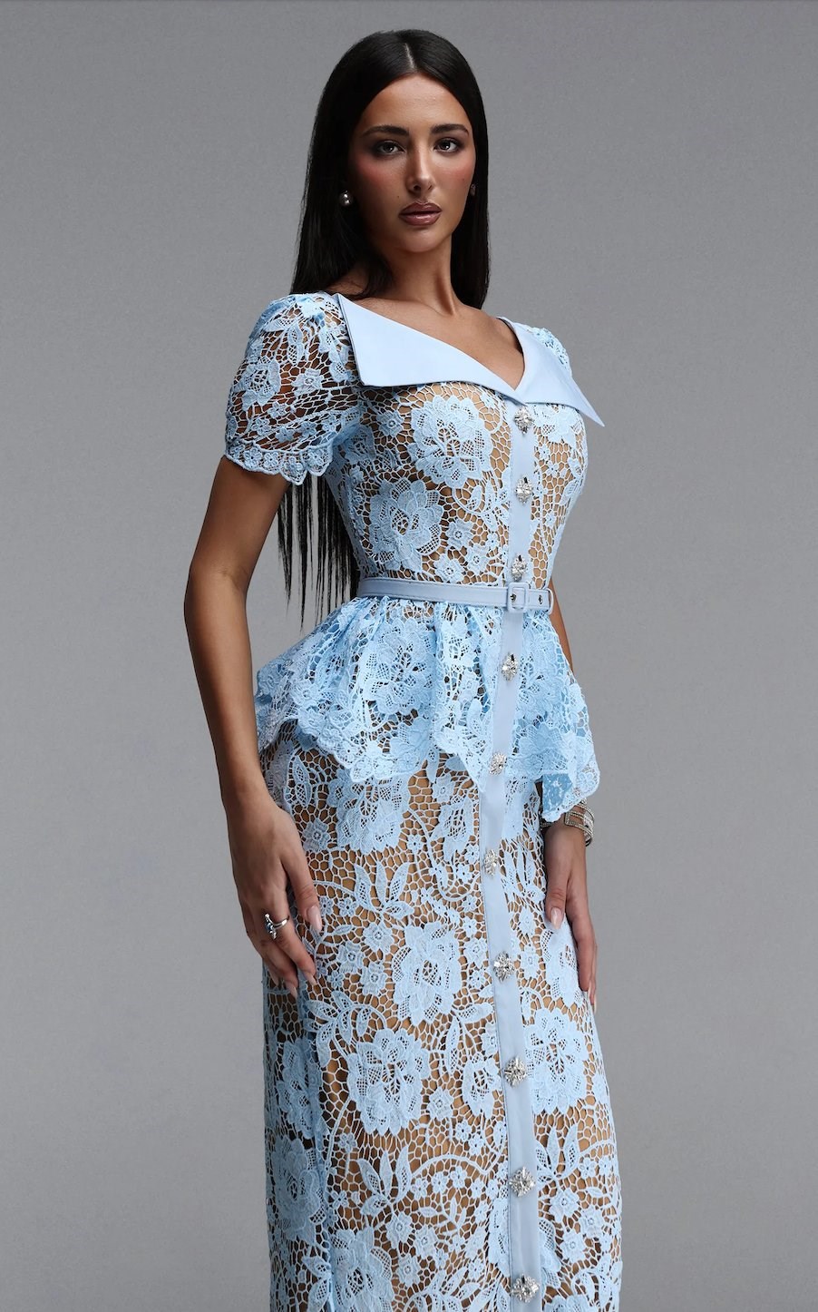 TASARIM PEPLUM  KEMERLİ MAVİ DANTEL MİDİ ELBİSE