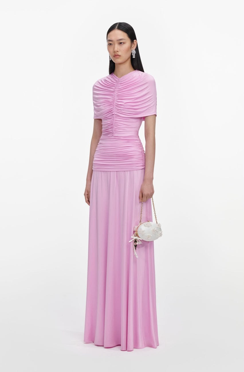 TASARIM PREMİUM BÜZGÜLÜ PEMBE MAKSİ ELBİSE