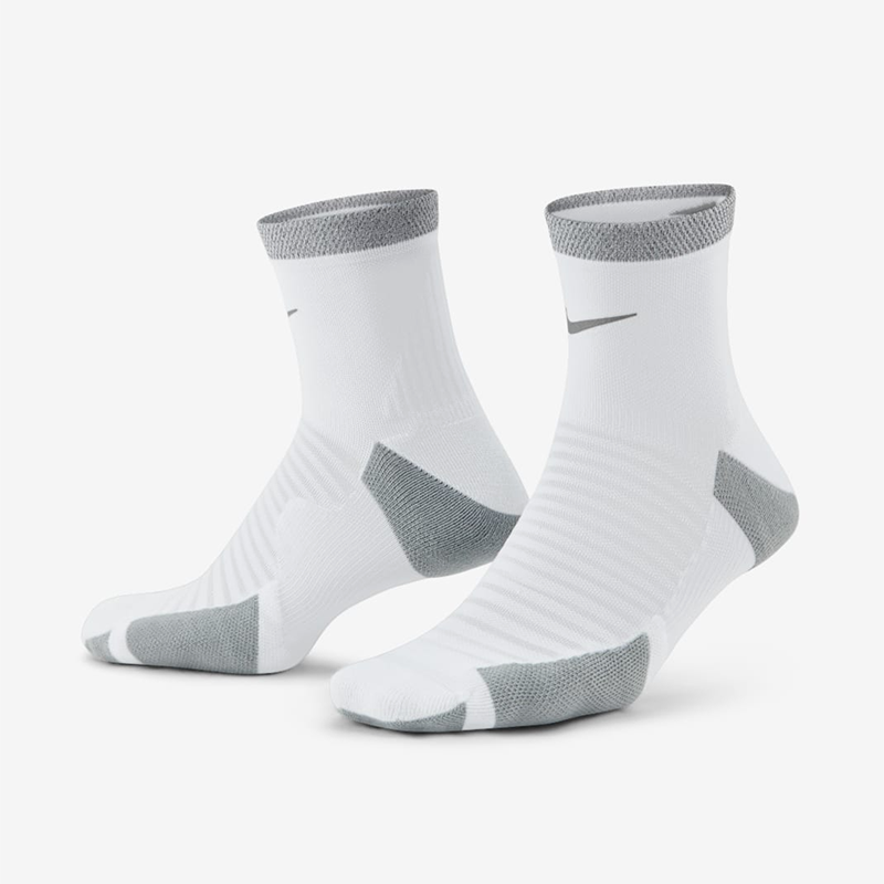 NikeNike Dri-FIT Spark Cushioned Ankle Koşu Çorabı (Tek Çift)