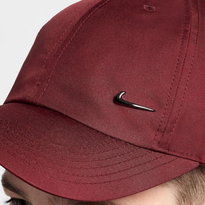 NikeNike Dri-FIT Club Yumuşak Metal Swoosh Çocuk Şapkası