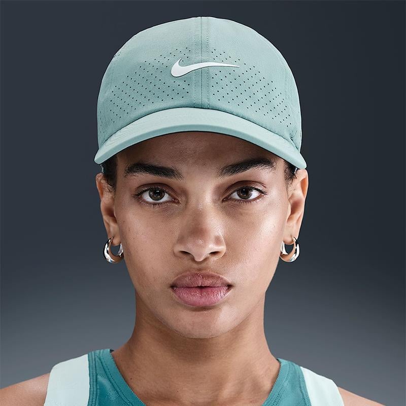NikeNike Dri-FIT ADV Club Yumuşak Tenis Şapkası