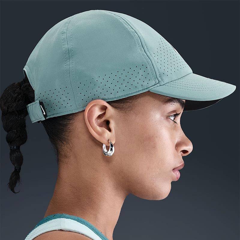 NikeNike Dri-FIT ADV Club Yumuşak Tenis Şapkası