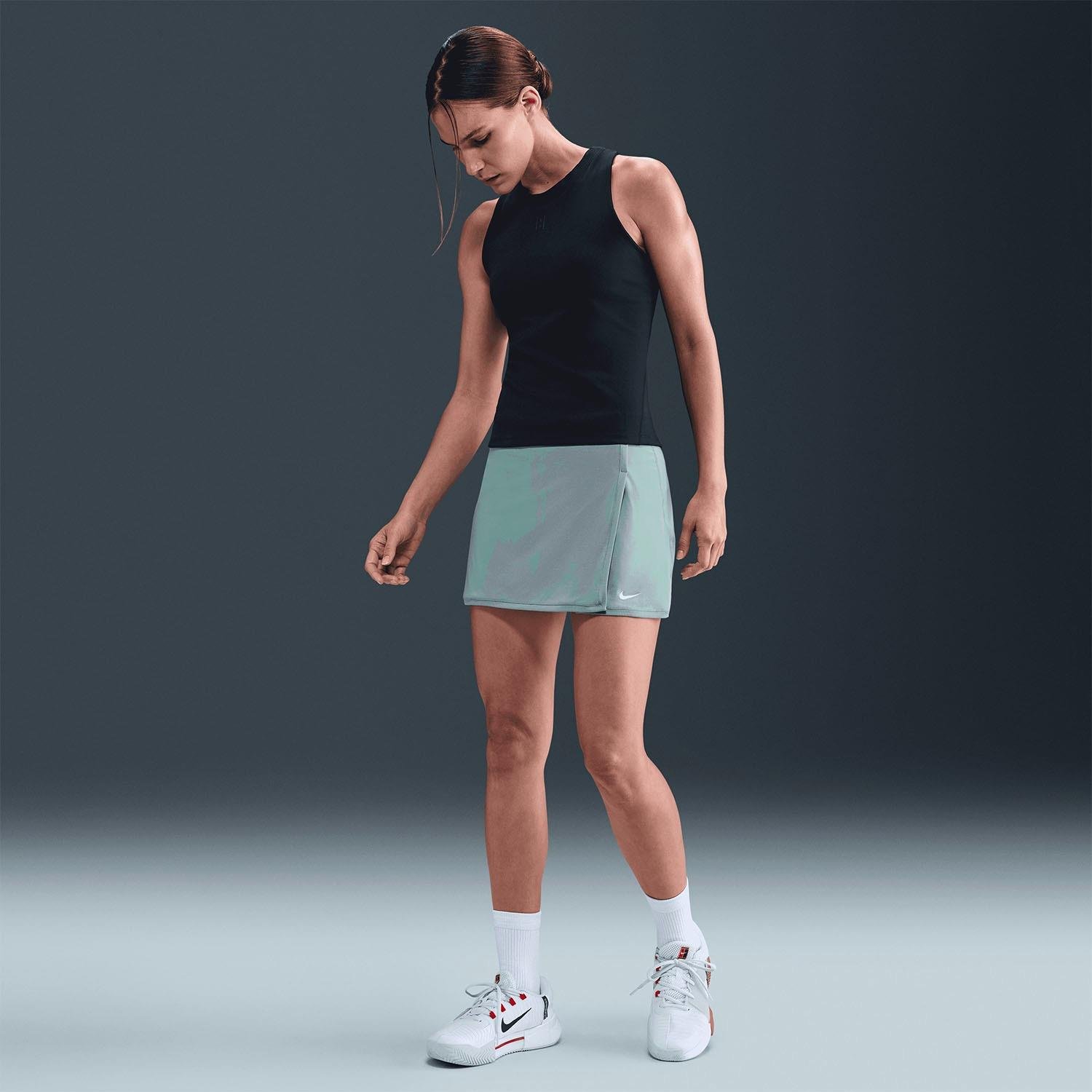 NikeNike Victory Dri-FIT Düz Kesim Kadın Tenis Eteği