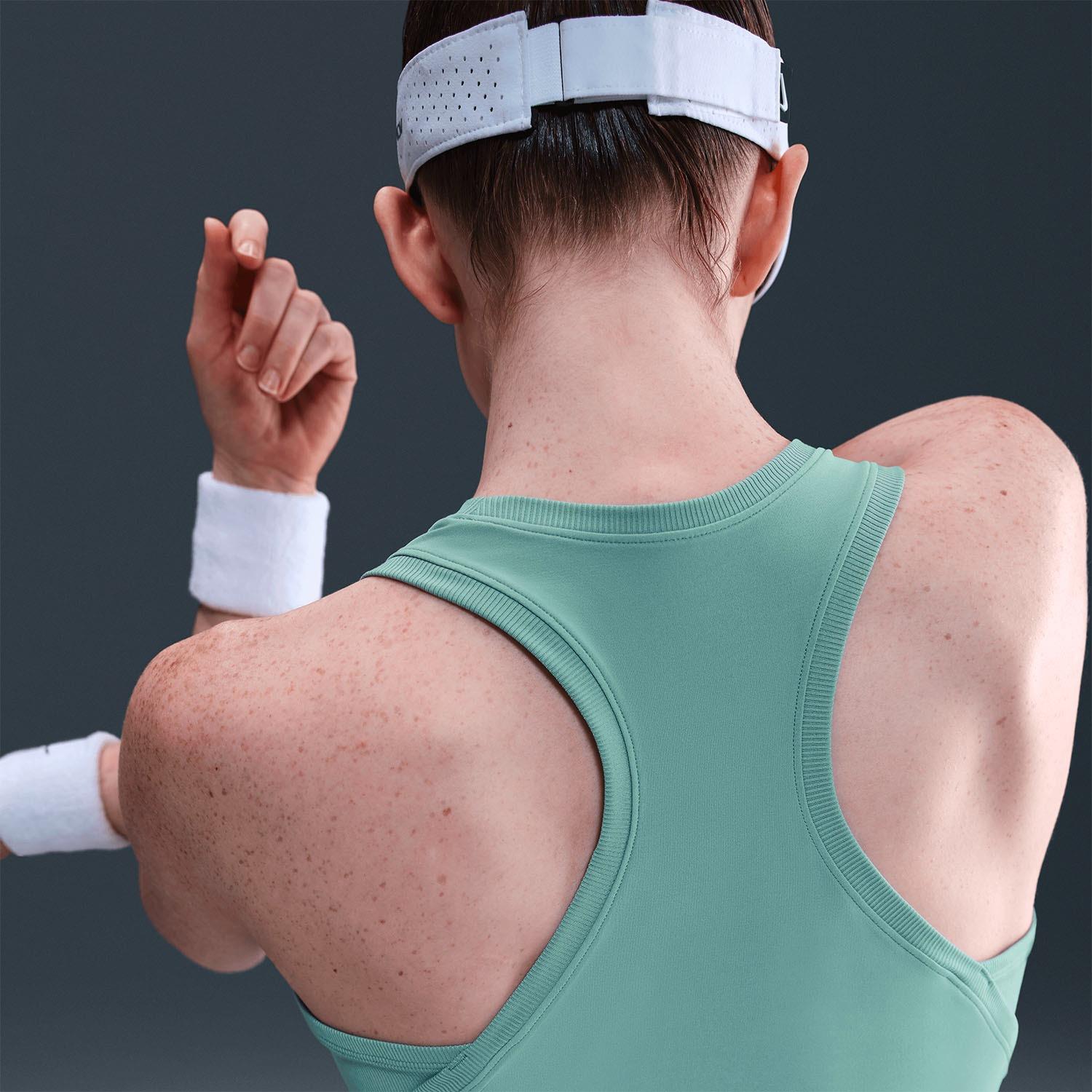 NikeNike Victory Kadın Tenis Elbisesi