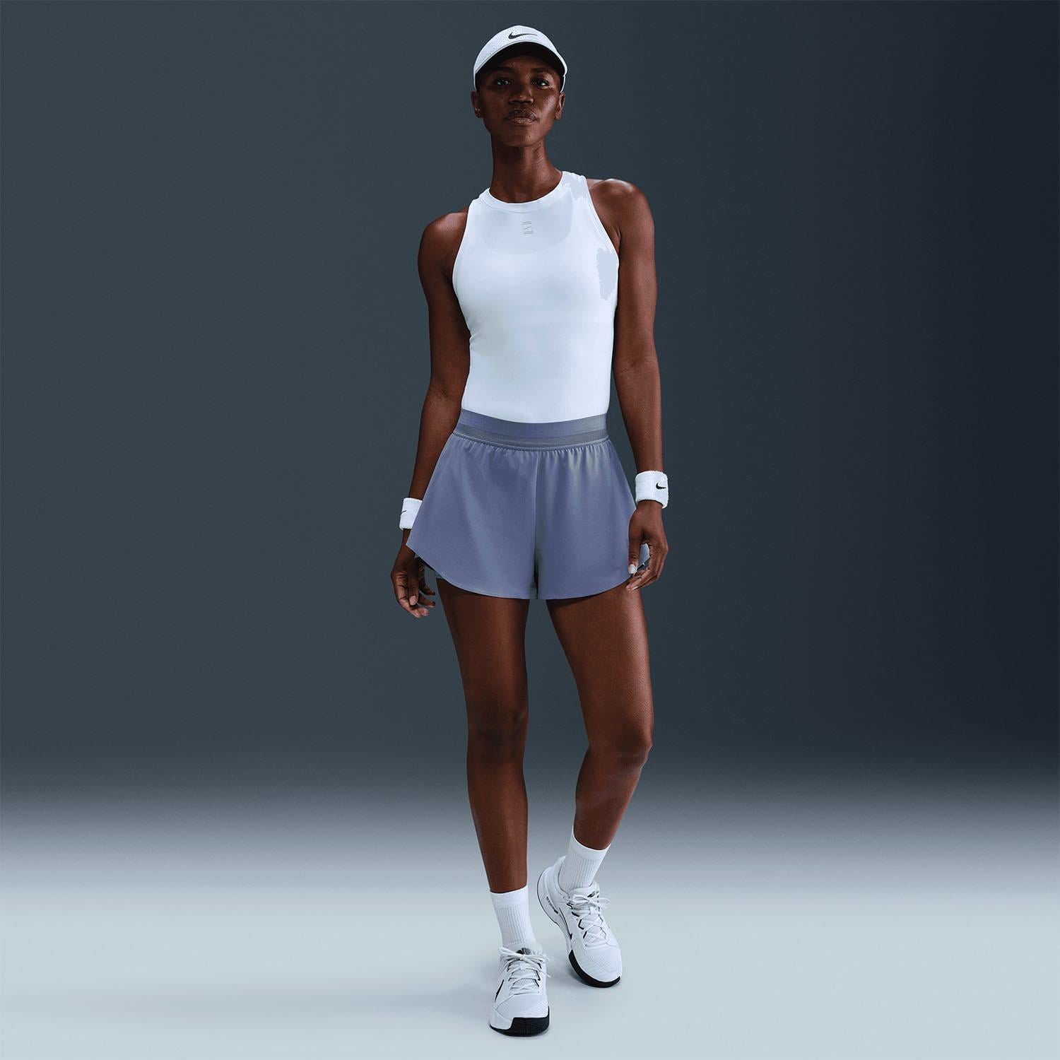 NikeNikeCourt Ace Advantage Dri-FIT Kadın Tenis Şortu