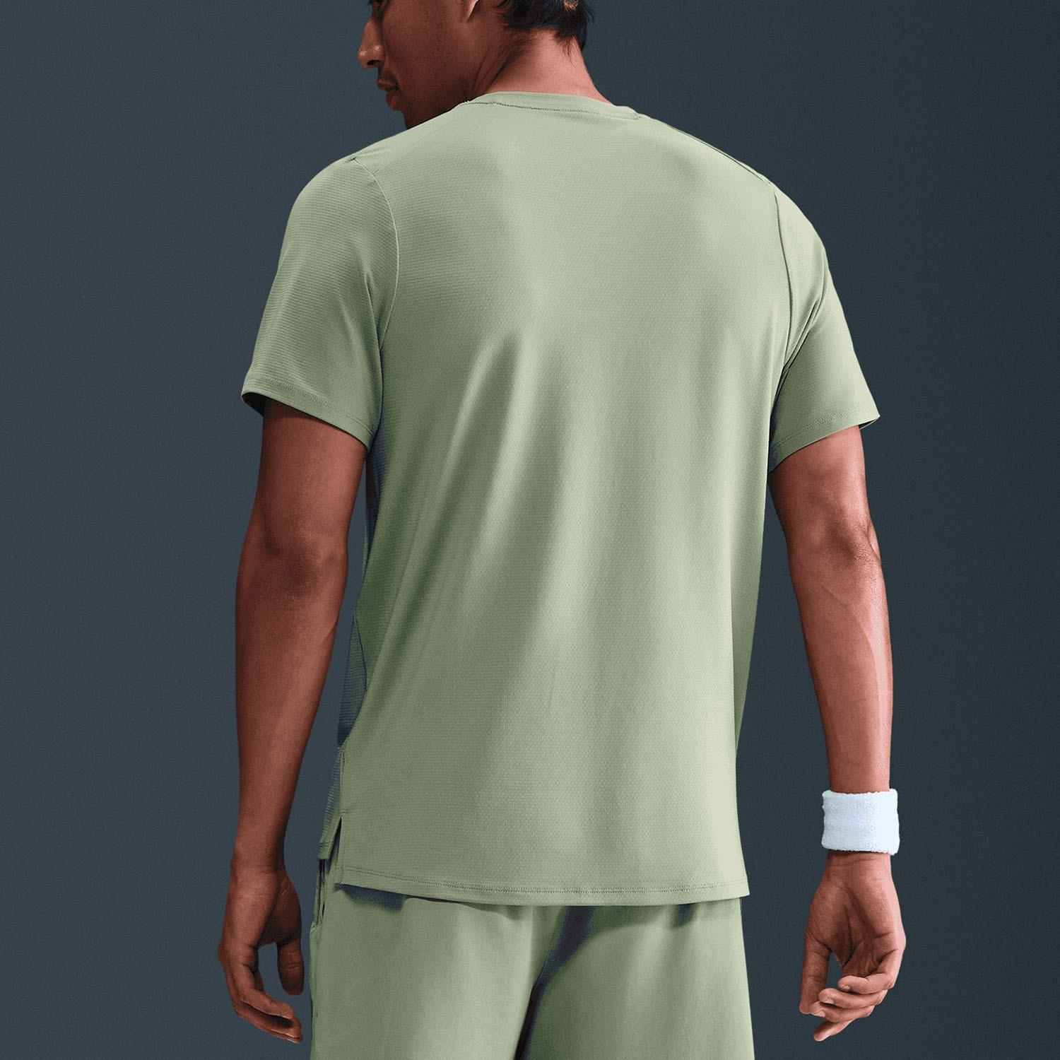 NikeNikeCourt Advantage Dri-FIT Erkek Tenis Üstü
