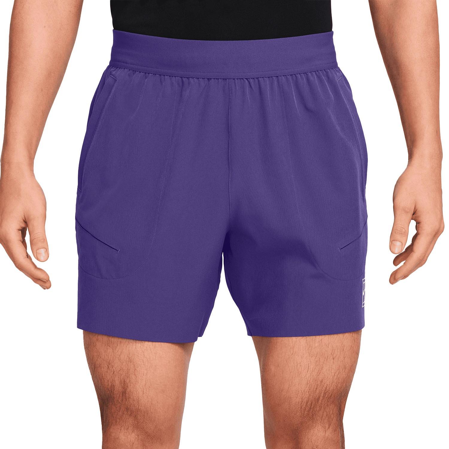 NikeNikeCourt Advantage Dri-FIT 15 cm Erkek Tenis Şortu Temel hareketlerde ustalaştın. Şimdi en iyilerle yarışma zamanı geldi. 15 cm Advantage şort, ter tutmayarak ralliler sırasında konsantrasyonunu korumanı sağlayan ve dört yöne esneyen yumuşak do