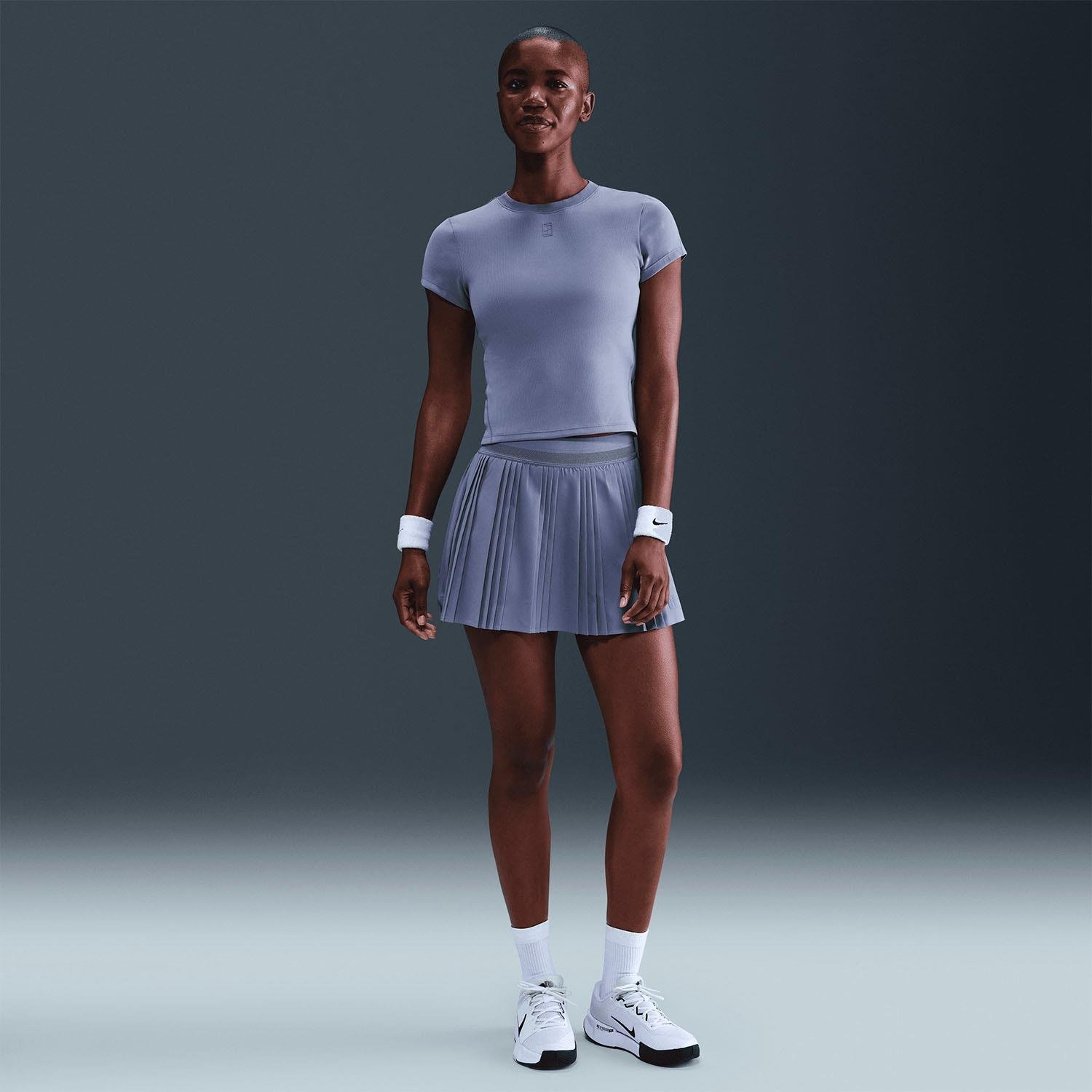 NikeNikeCourt Advantage Dri-FIT Kısa Kollu Kadın Tenis Üstü