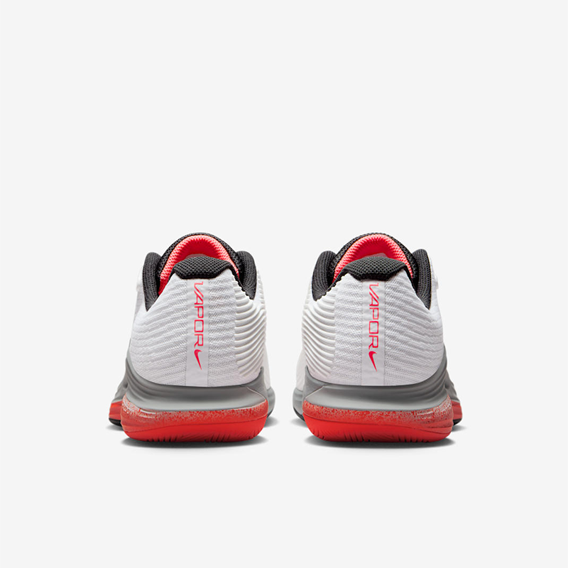 NikeNike Vapor 12 Sert Kort Kadın Tenis Ayakkabısı