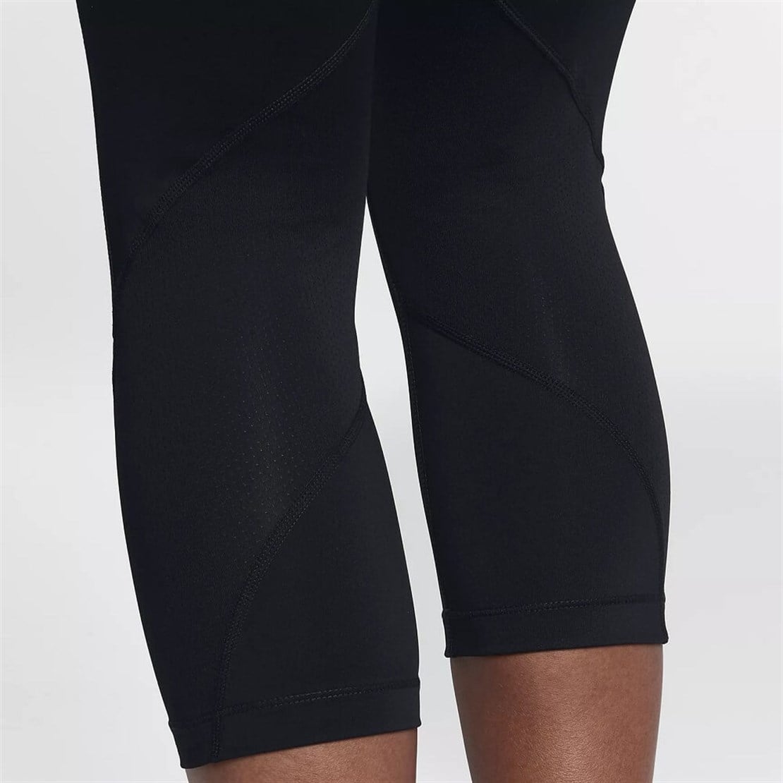 NikeNike Pro Kadın Antrenman Capri
