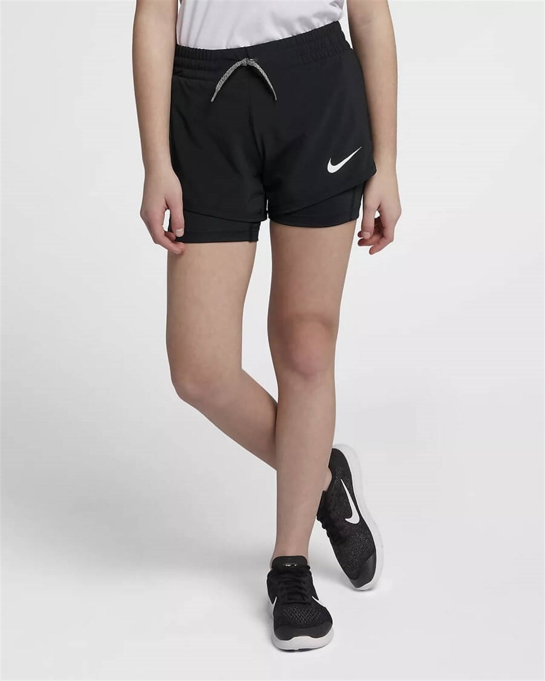 NikeNike Kız Çocuk Antrenman Şortu