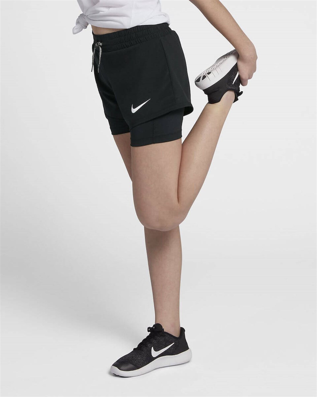 NikeNike Kız Çocuk Antrenman Şortu