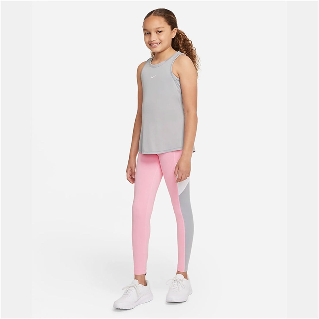 NikeNike Dri-Fit One Kız Çocuk Spor Atleti