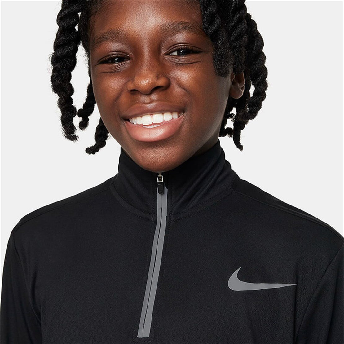 NikeNike Dri-FIT Poly+ Çeyrek Fermuarlı Erkek Çocuk Antrenman Üstü