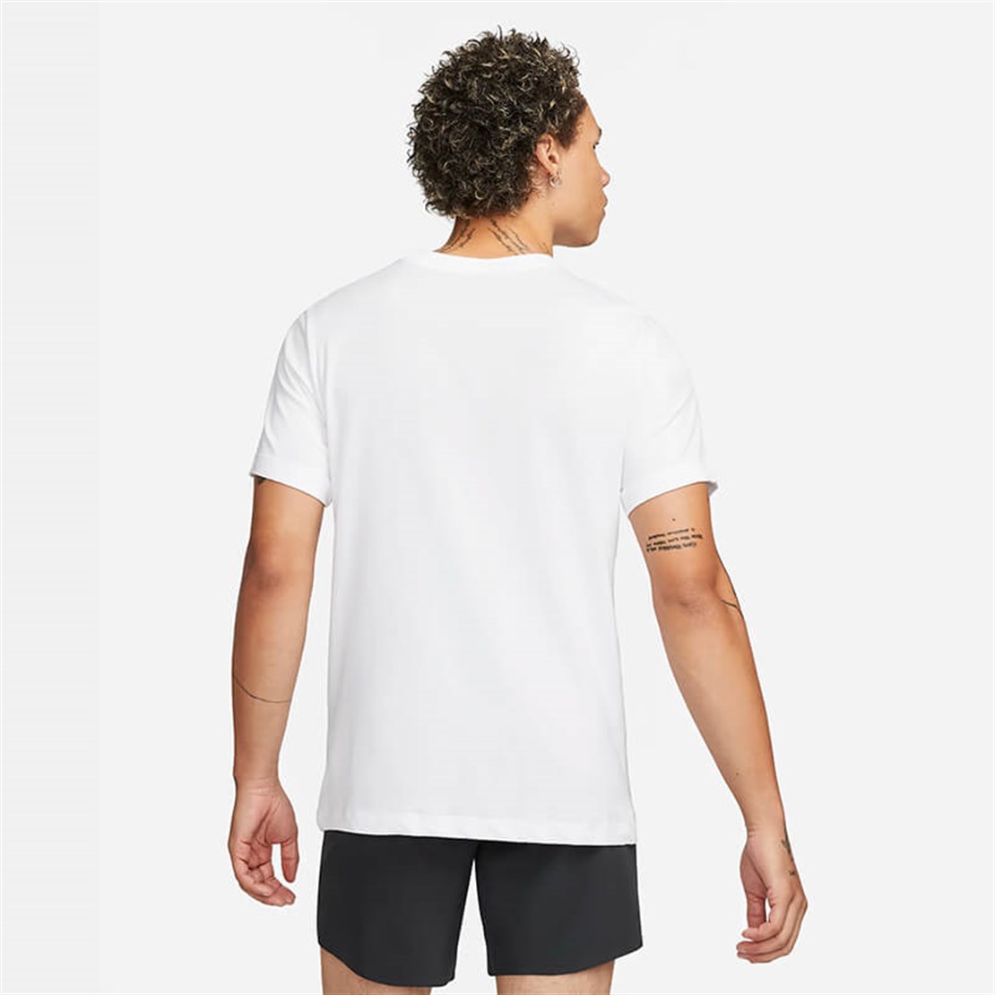 NikeNike Court Dri-FIT Rafa Erkek Tenis Tişörtü 
