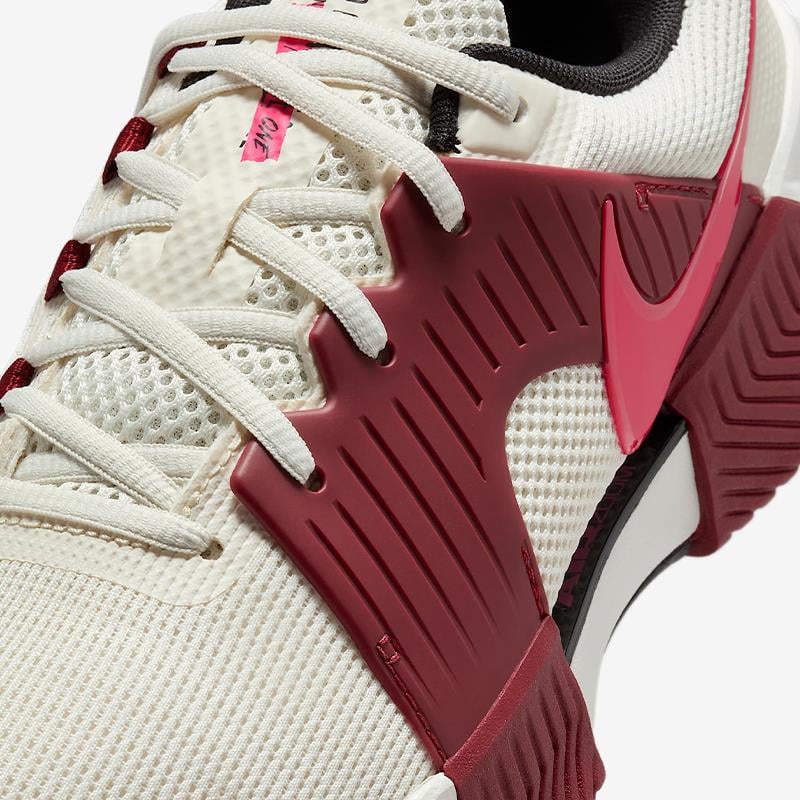 NikeNike Zoom GP Challenge 1 Sert Kort Kadın Tenis Ayakkabısı