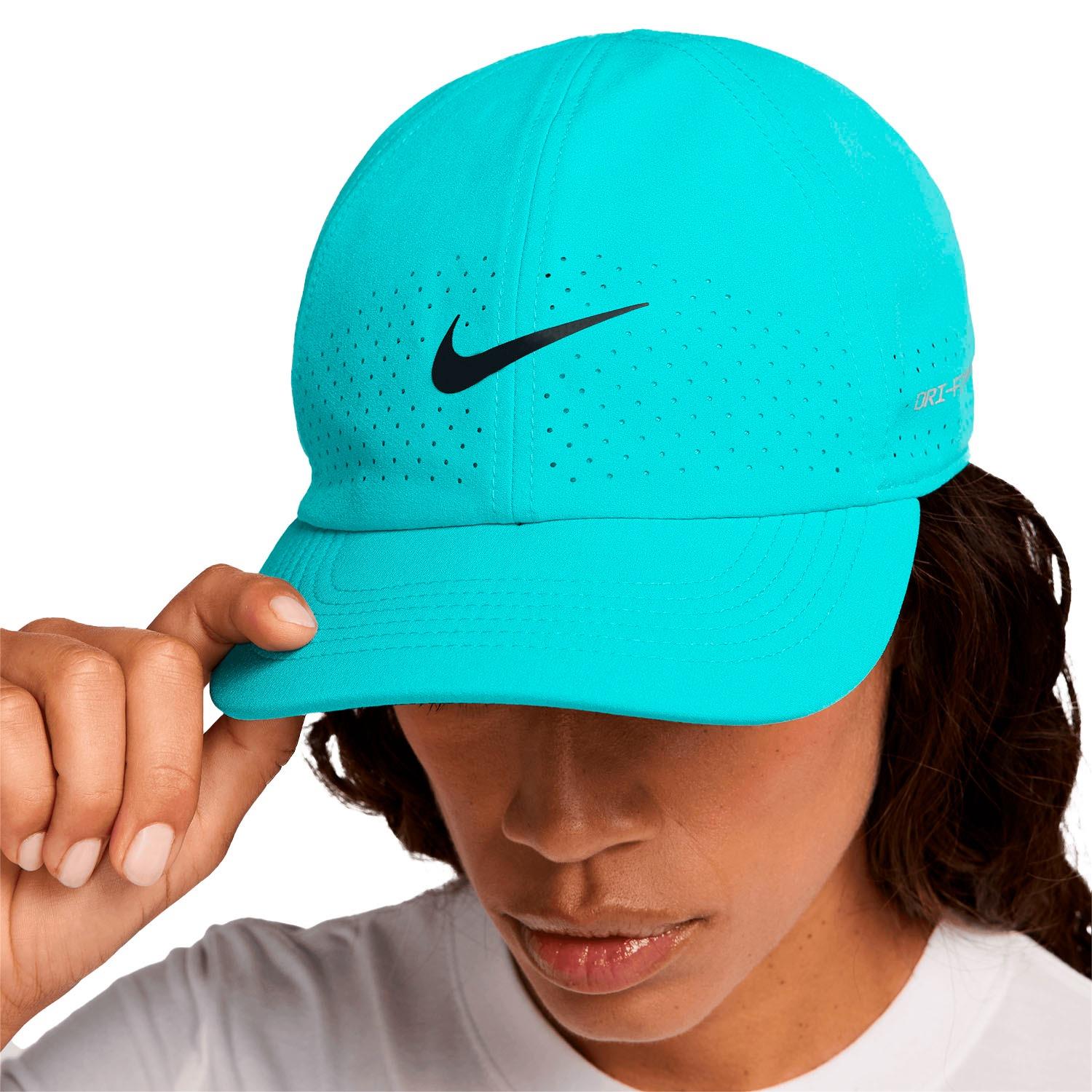 NikeNike Dri-FIT ADV Club Yumuşak Tenis Şapkası
