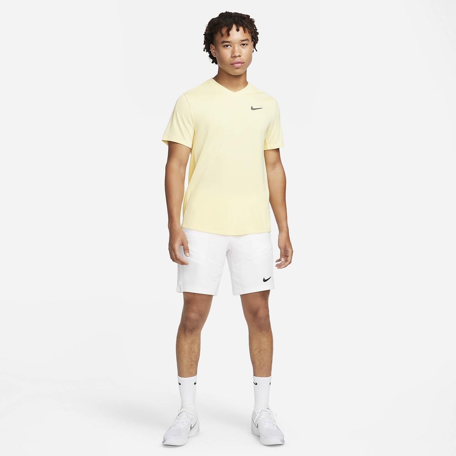 NikeNikeCourt Dri-FIT Advantage 9'' (23 cm) Erkek Tenis Şortu