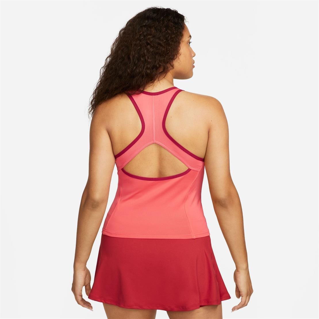 NikeNike Court Dri-Fit Slam Kadın Tenis Üstü