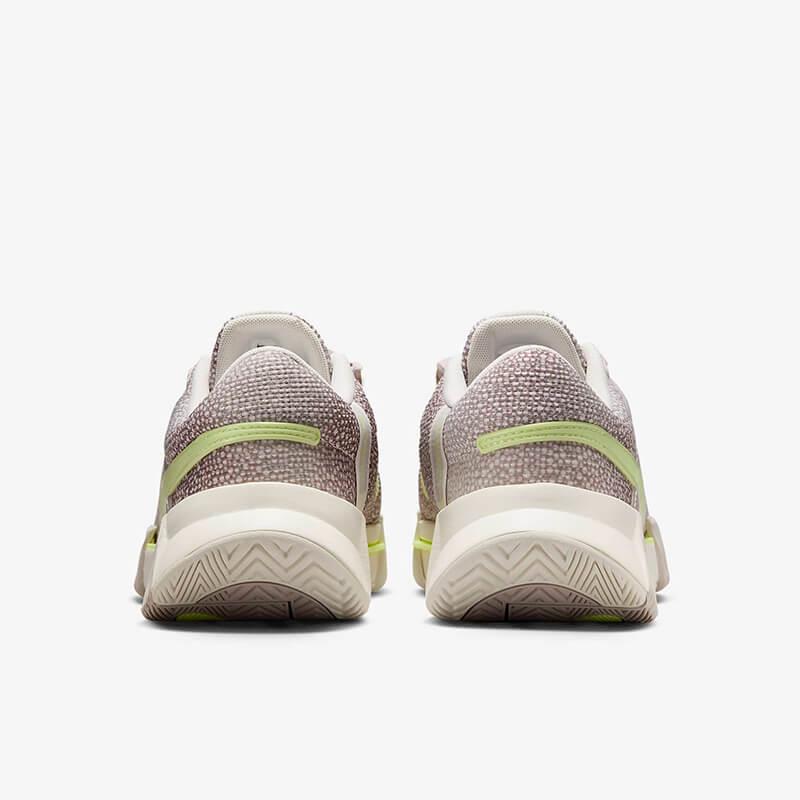 NikeNike Zoom GP Challenge 1 Premium Kadın Tenis Ayakkabısı