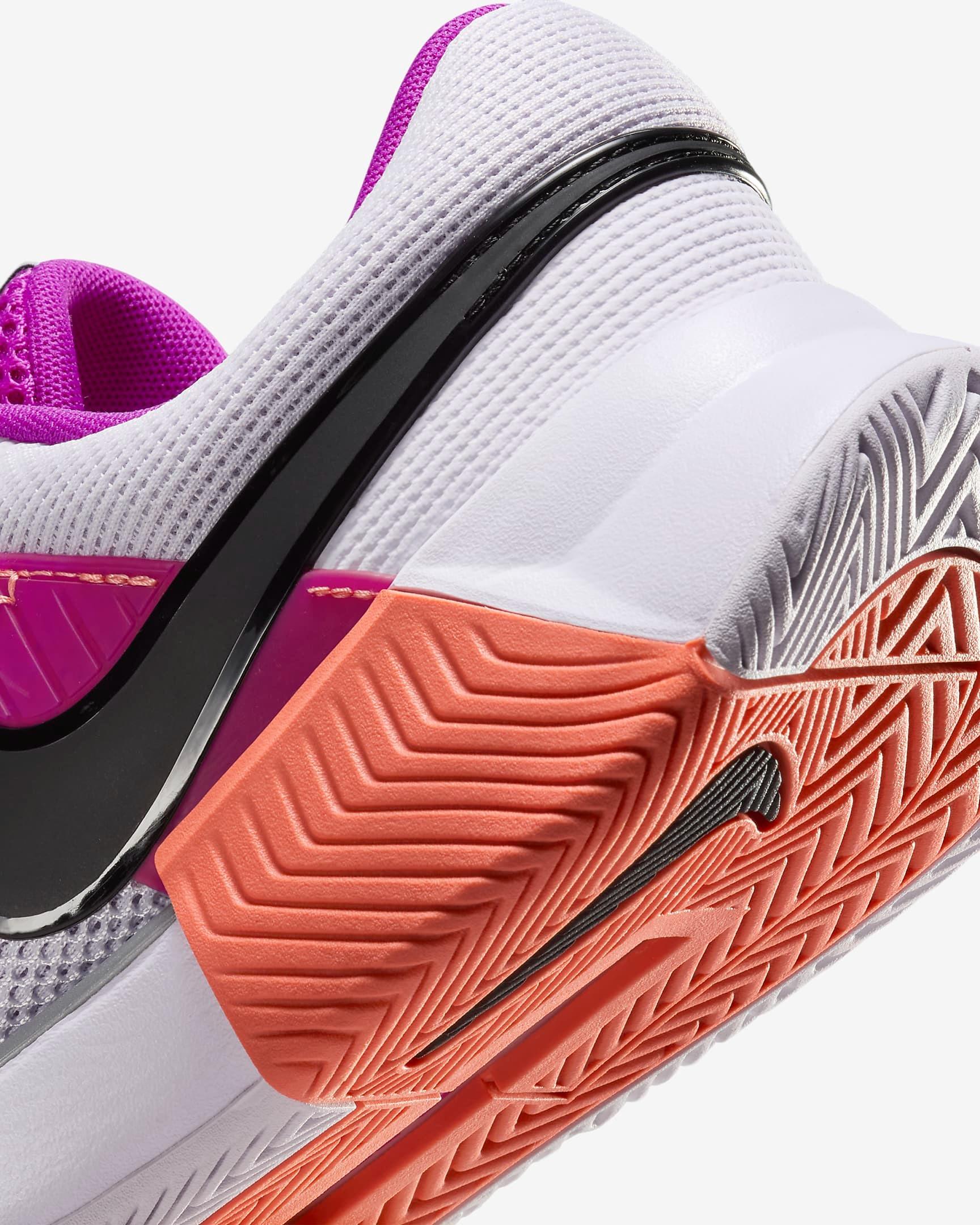 NikeNike Zoom GP Challenge 1 Premium Sert Kort Kadın Tenis Ayakkabısı